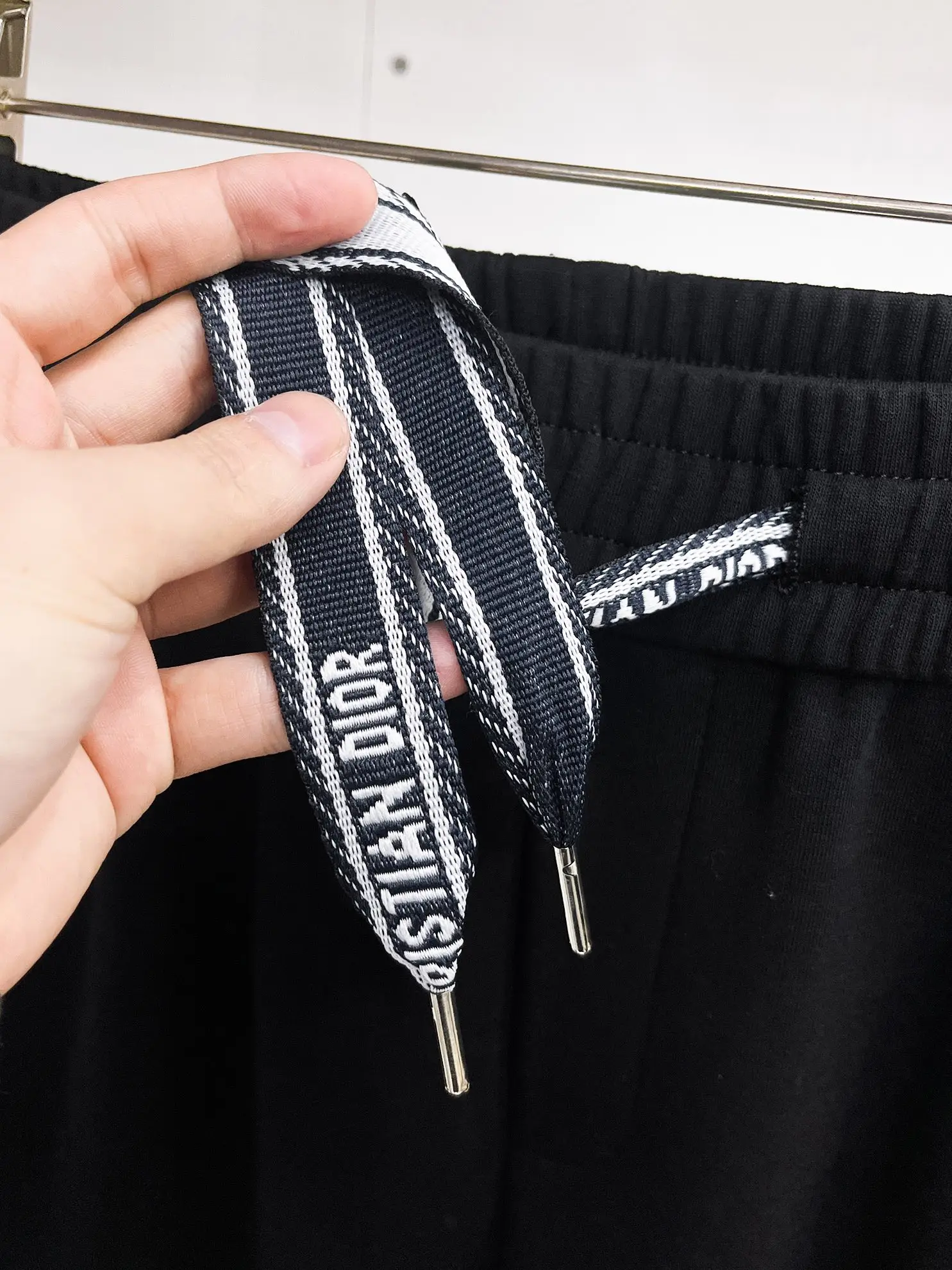 Oblique Logo Side-Stripe Sweatpants D29014914 — view 5