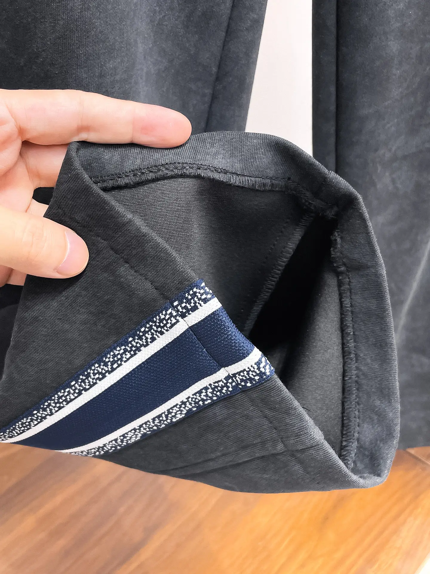 Logo-Embroidered Side-Stripe Sweatpants D29015052 — view 11
