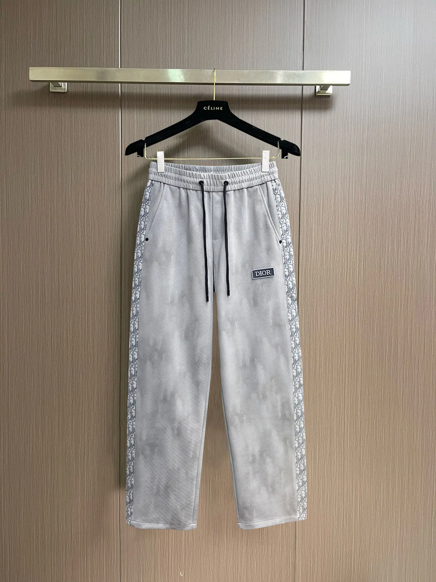Logo-Appliquéd Oblique Trim Sweatpants D29014983