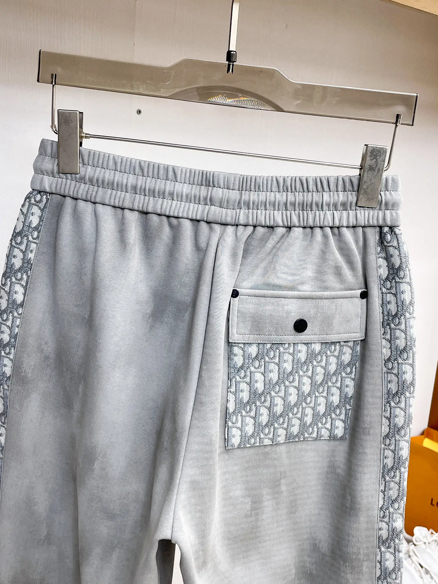 Logo-Appliquéd Oblique Trim Sweatpants D29014983 — view 8