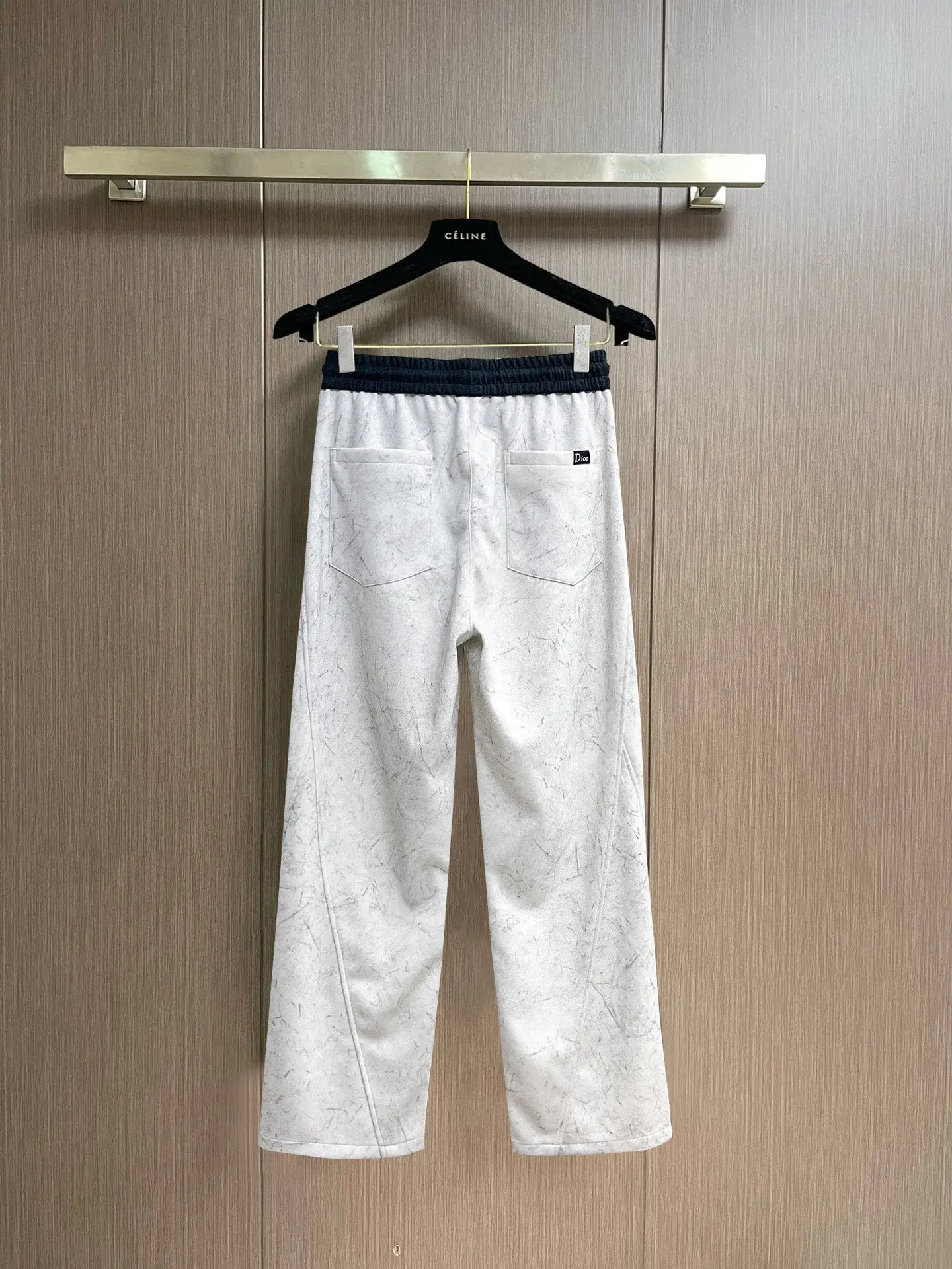 Logo-Patch Marble-Print Sweatpants D29014970 — view 2