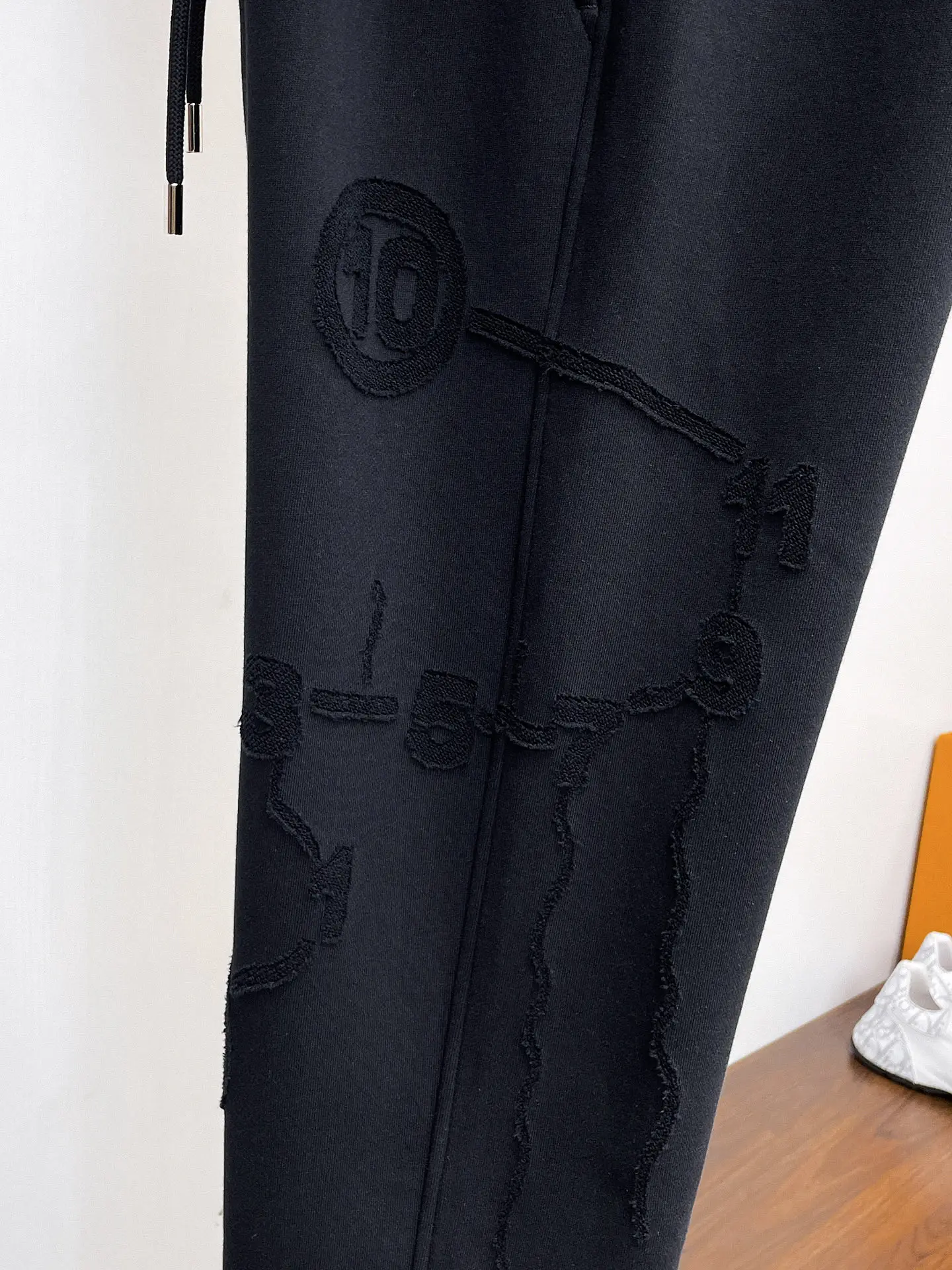 Maison Margiela Logo-Appliqué Cotton-Blend Sweatpants D29015051 — view 5