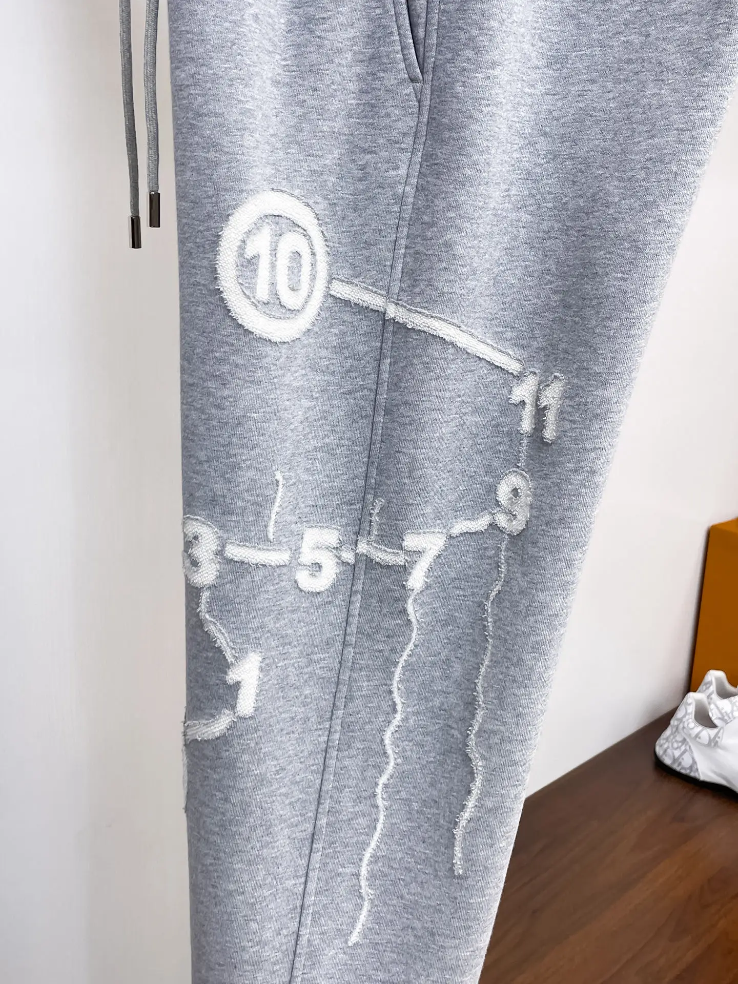 Maison Margiela Logo Graphic Sweatpants D29015050 — view 5