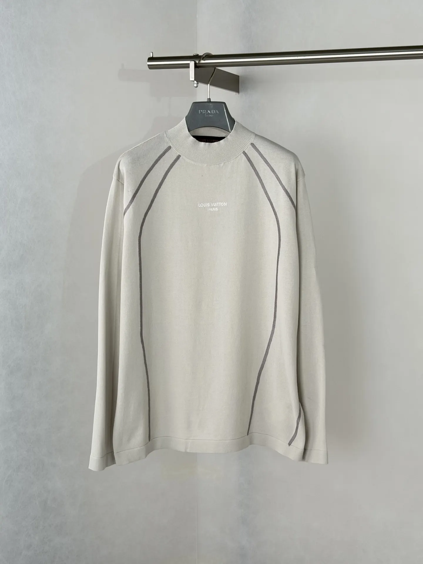 Logo Embroidered Mock-Neck Knit Sweater D29018702