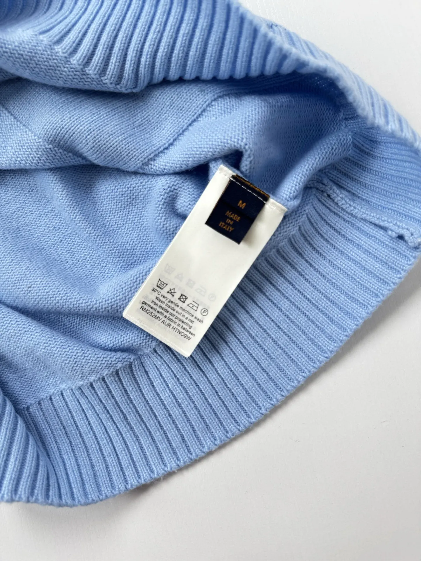 Wool-Blend Roll-Neck Sweater with Pocket Detail D29018716 — view 8