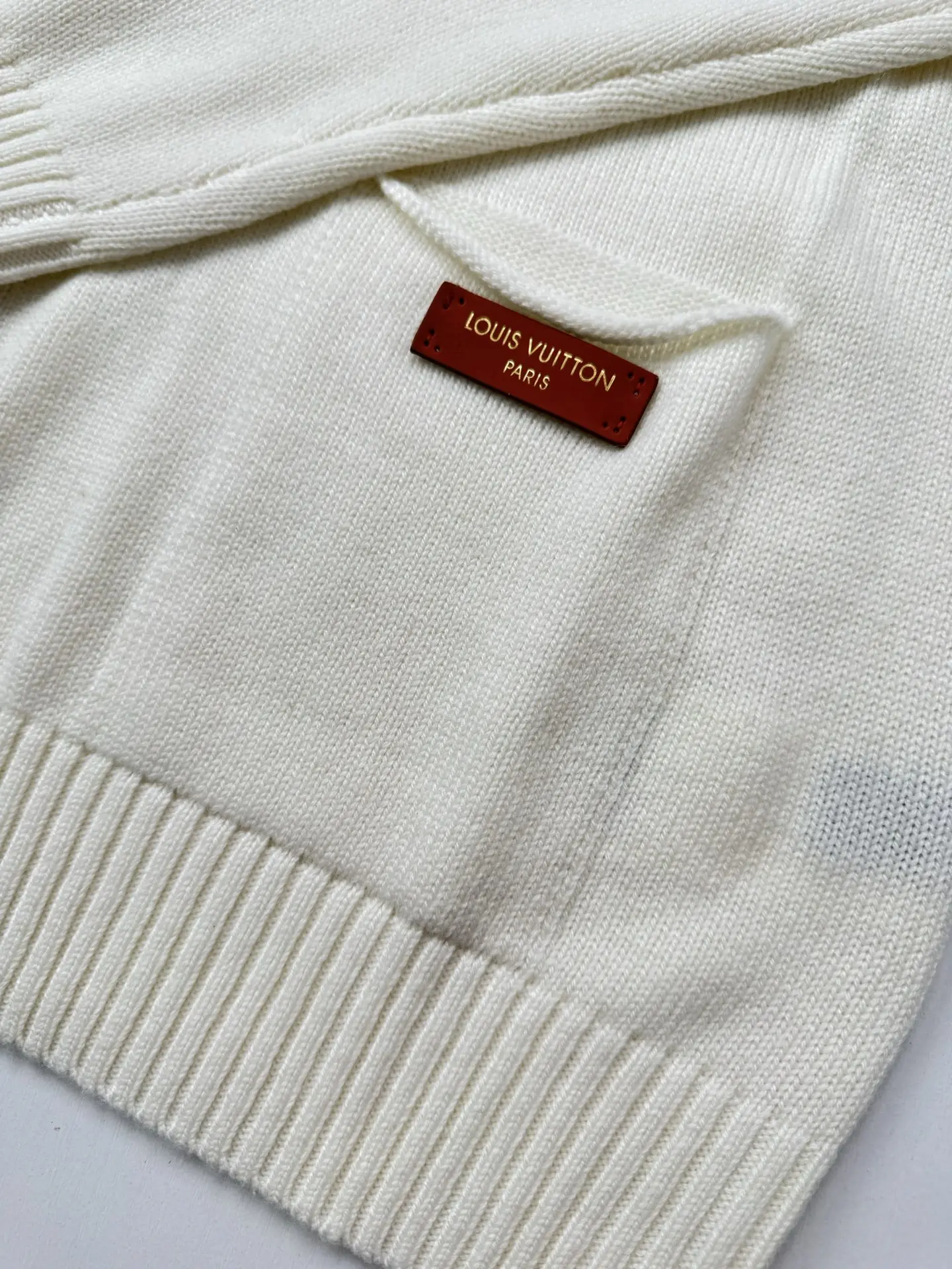 Wool-Blend Roll-Neck Sweater with Pocket Detail D29018718 — view 4