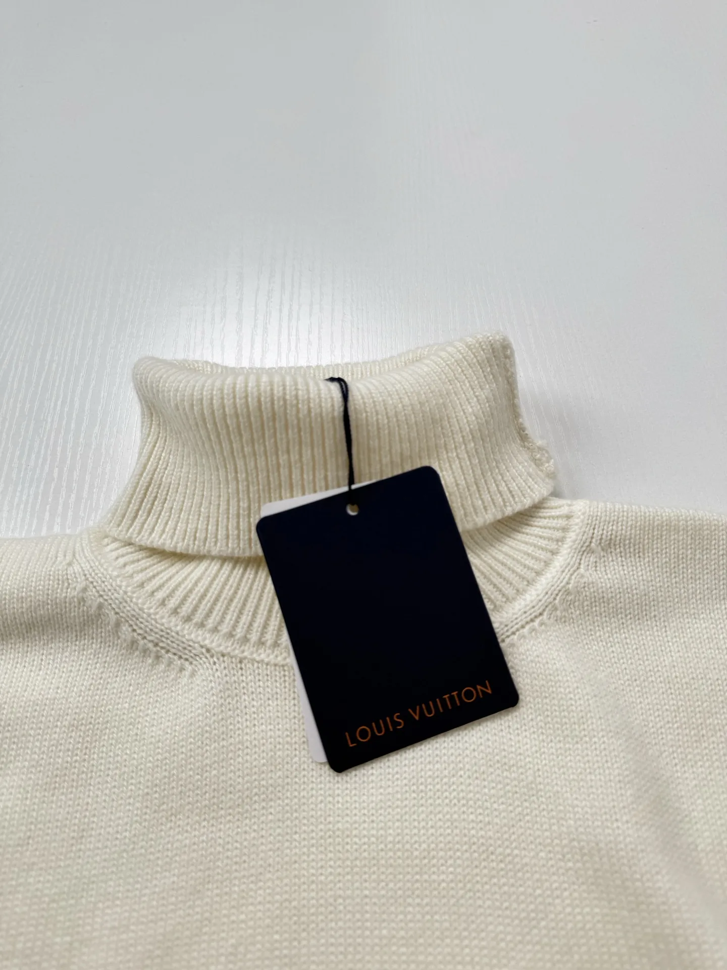 Wool-Blend Roll-Neck Sweater with Pocket Detail D29018718 — view 10