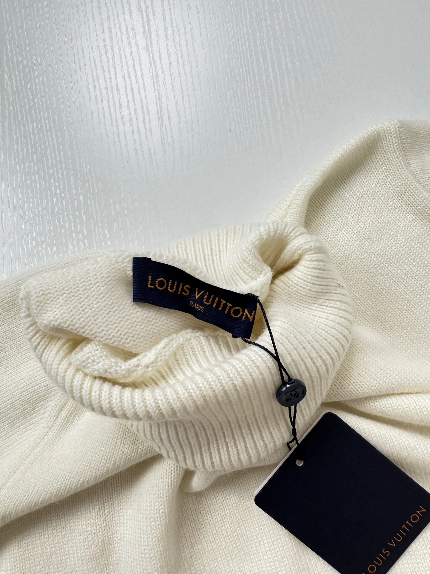 Wool-Blend Roll-Neck Sweater with Pocket Detail D29018718 — view 11