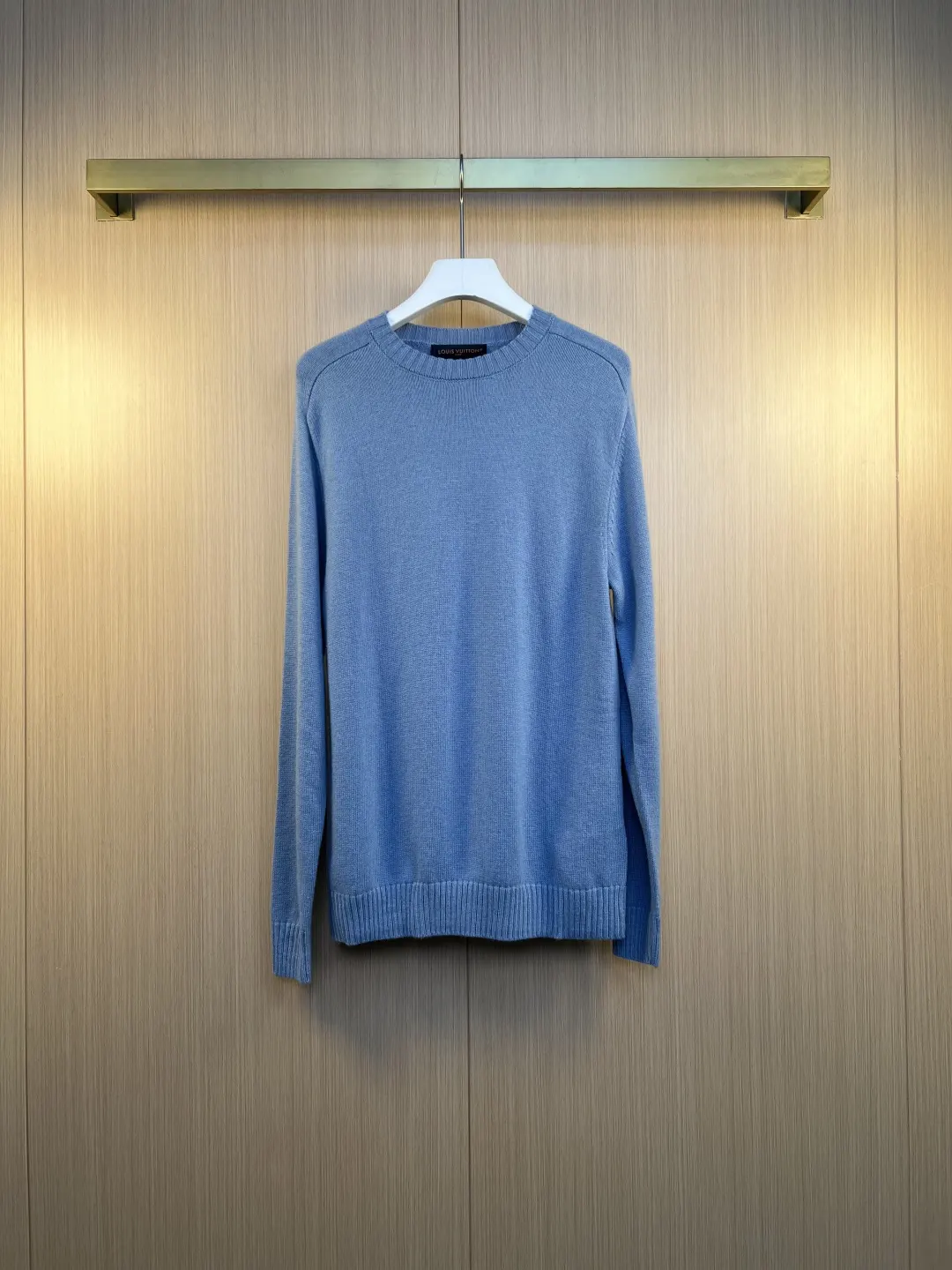 Logo Badge Crew-Neck Knit Sweater D29019182