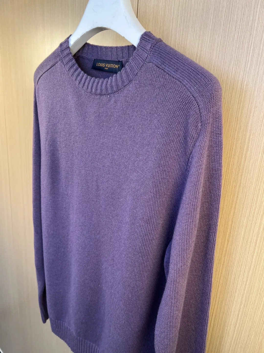 Logo Badge Crew-Neck Knit Sweater D29019181 — view 6