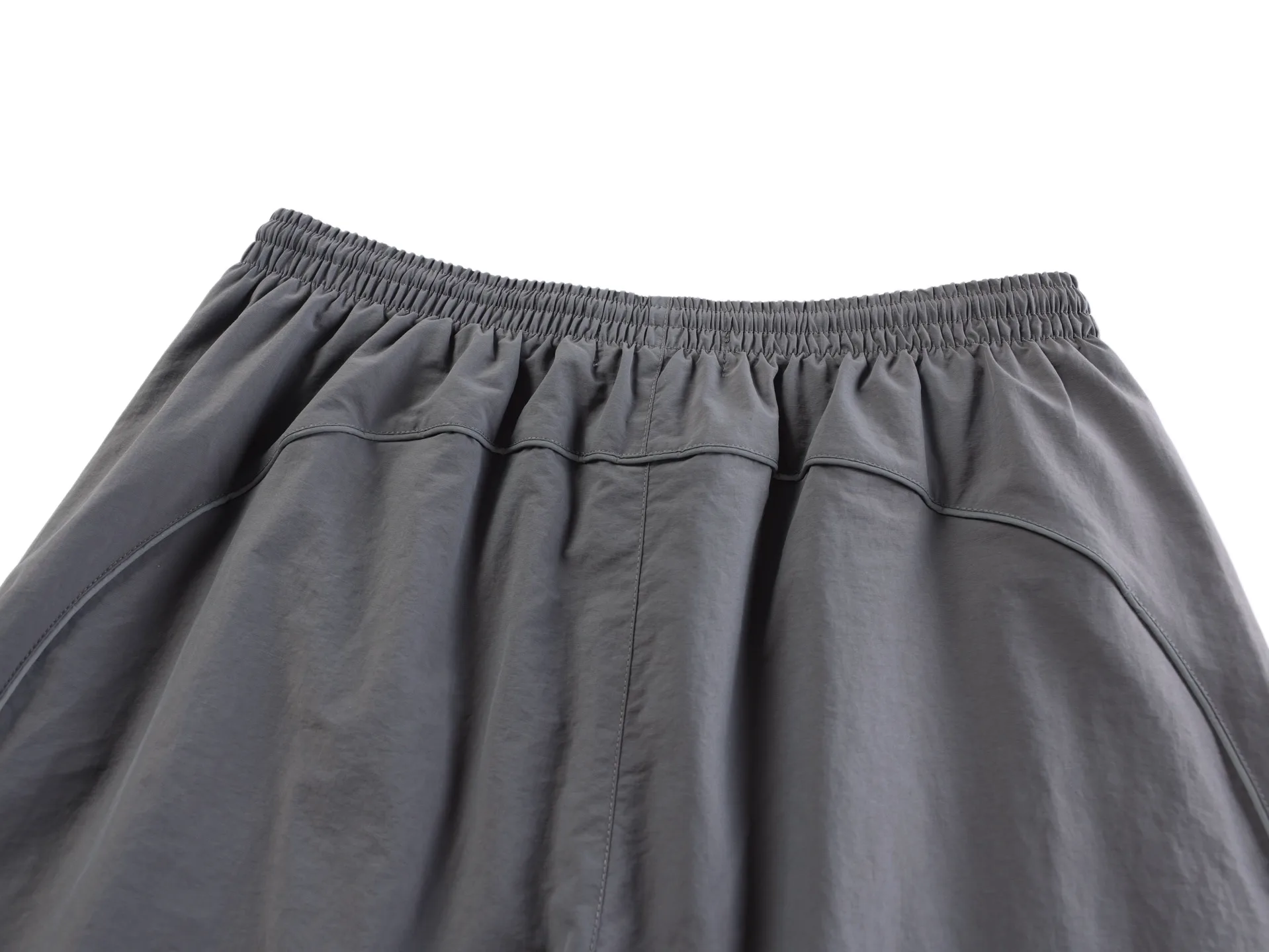 BODIES Series Reflective Nylon Track Pants D29022508 — view 4