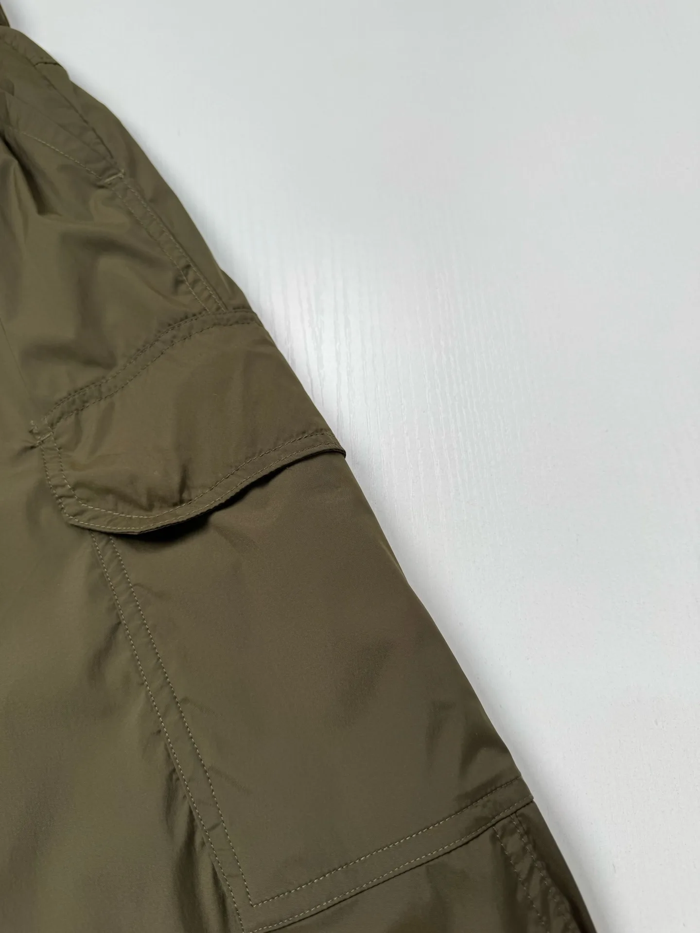 Quick-Dry Nylon Cargo Trousers D29018690 — view 4