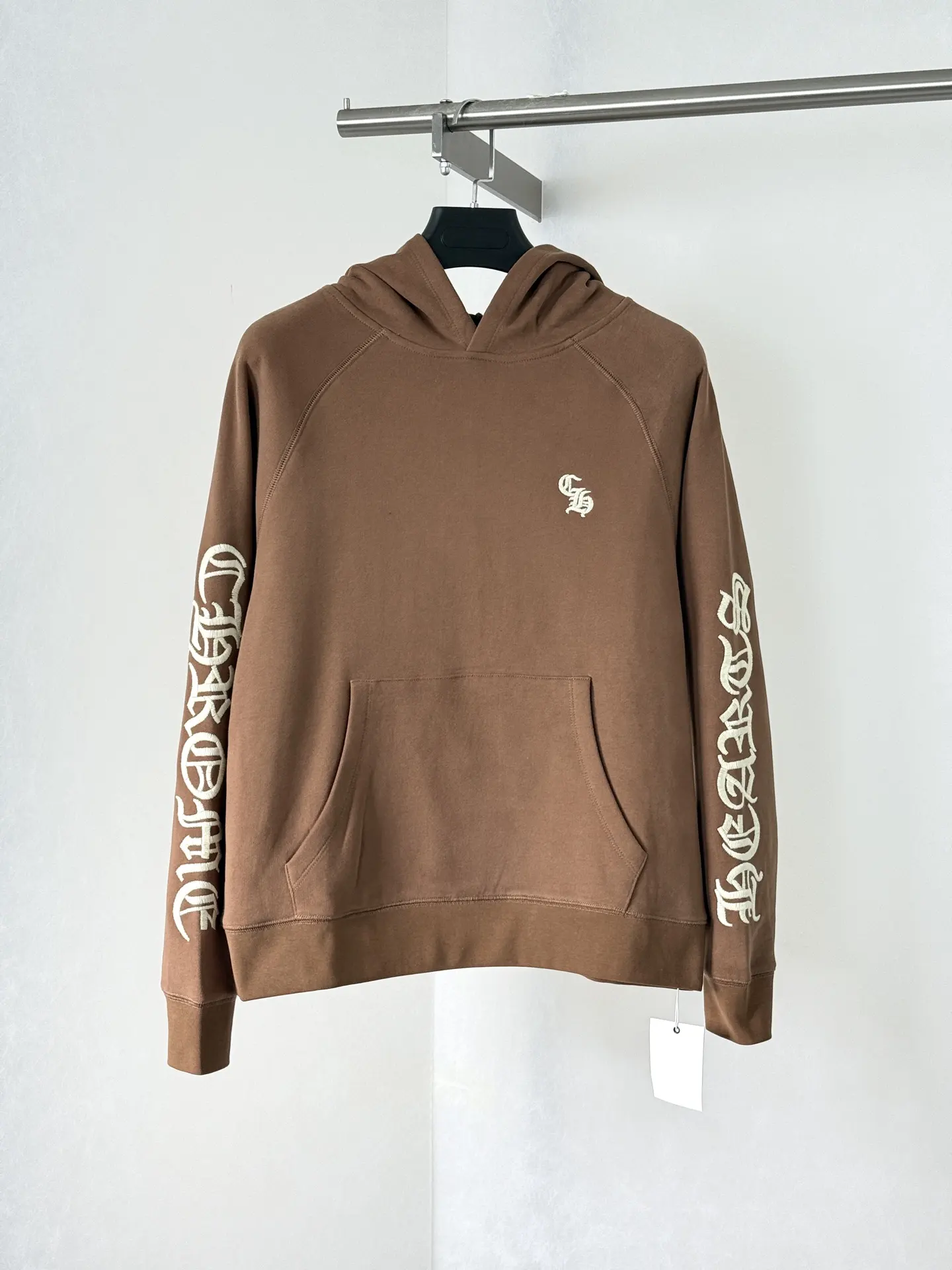 Gothic Logo Embroidered Hoodie D29021991