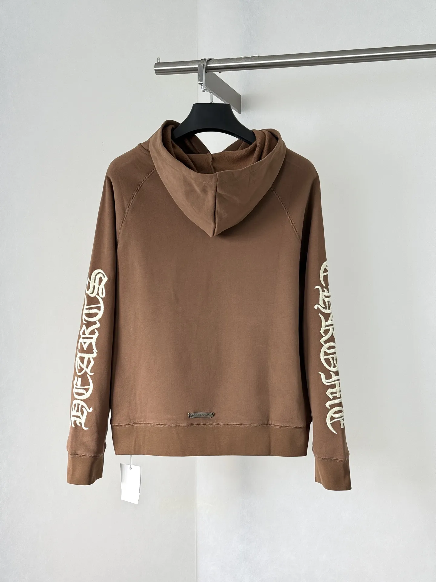 Gothic Logo Embroidered Hoodie D29021991 — view 2