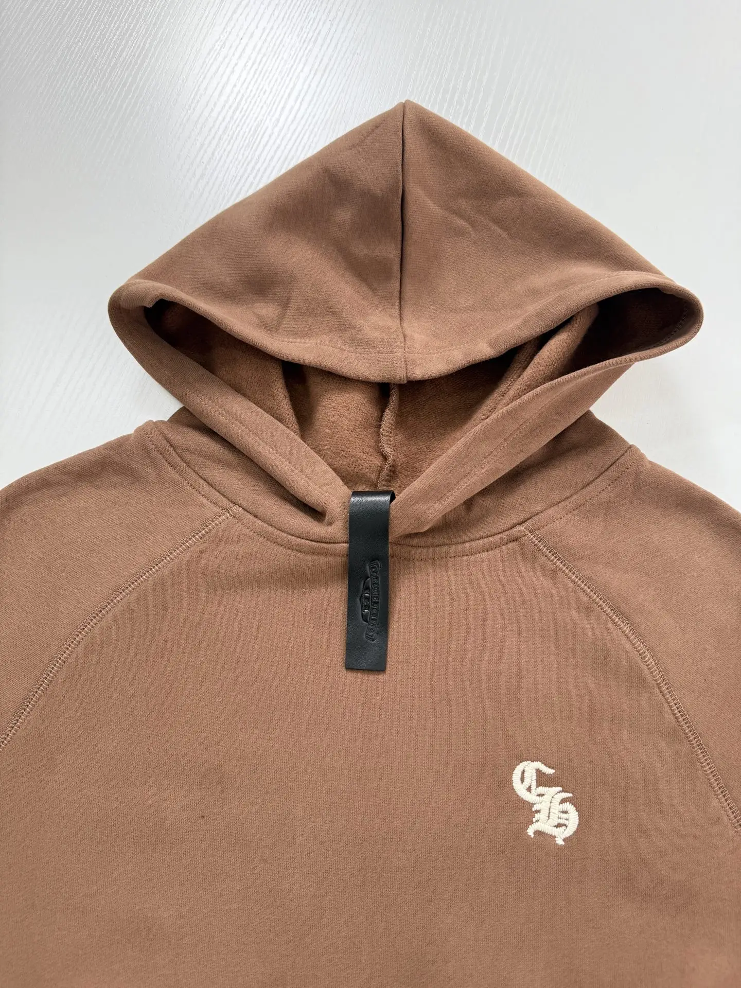 Gothic Logo Embroidered Hoodie D29021991 — view 4