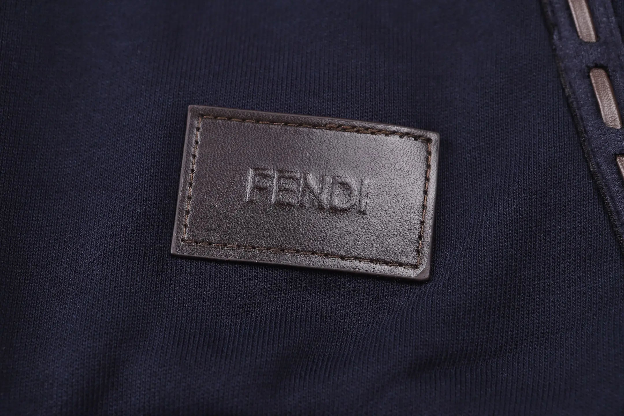 Logo Leather Patch Zip-Up Hoodie D29022410 — view 5
