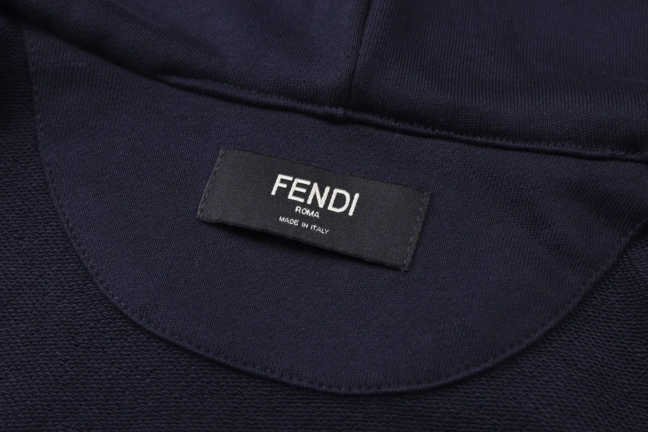 Logo Leather Patch Zip-Up Hoodie D29022410 — view 11