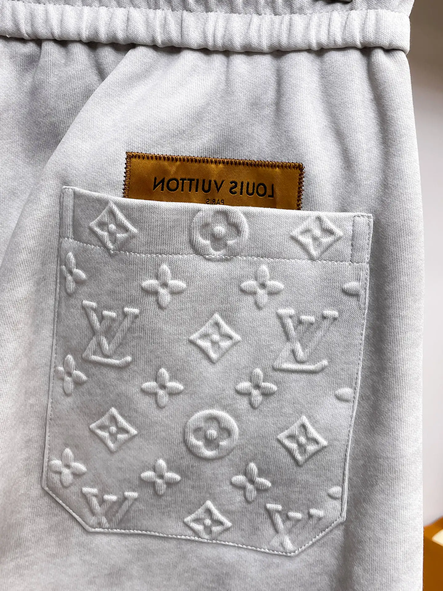 Logo-Patch Drawstring Straight-Leg Trousers D29014933 — view 9