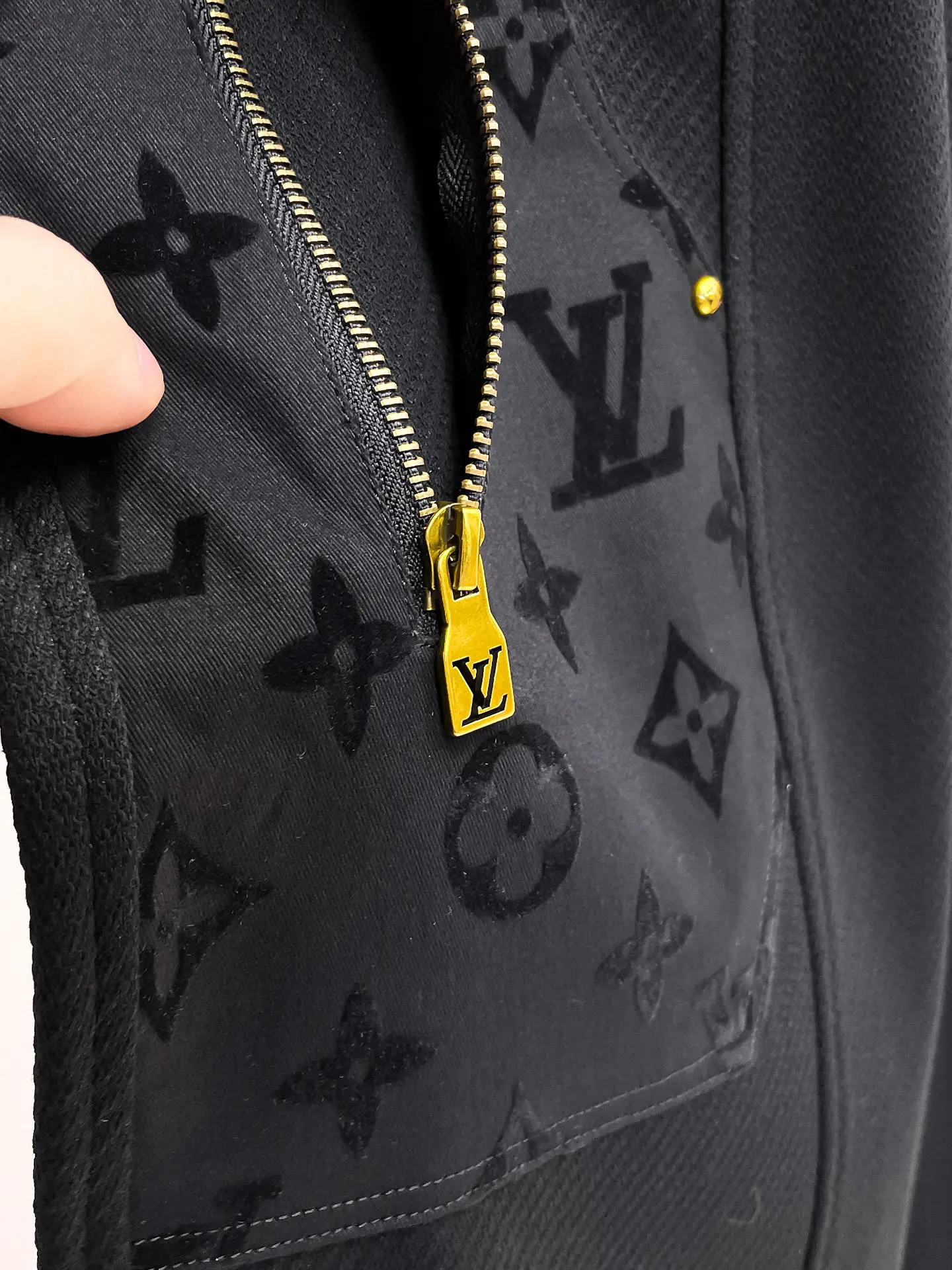 Monogram Pocket Drawstring Sweatpants D29014895 — view 5
