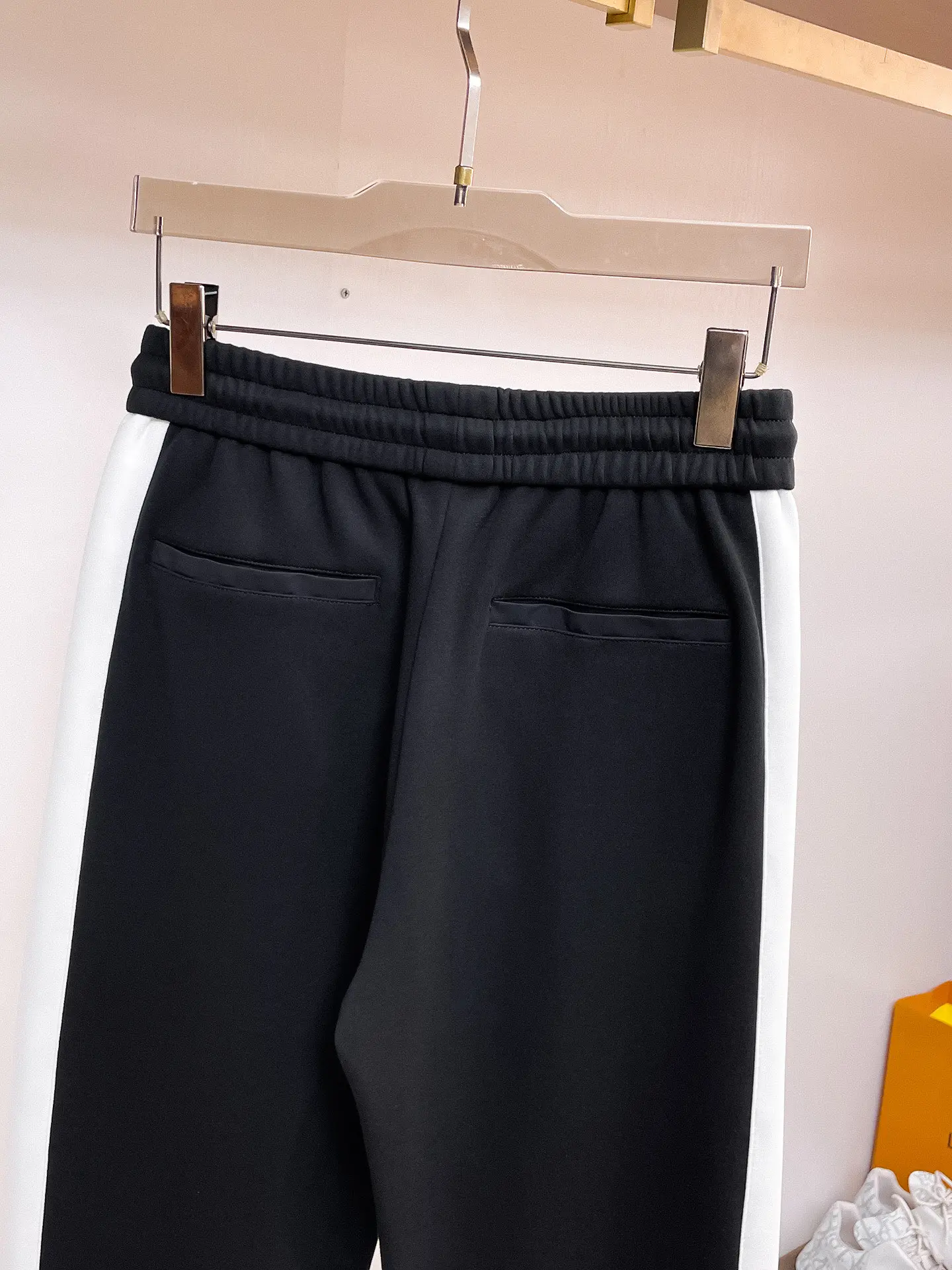Logo-Embroidered Side-Stripe Sweatpants D29014889 — view 8