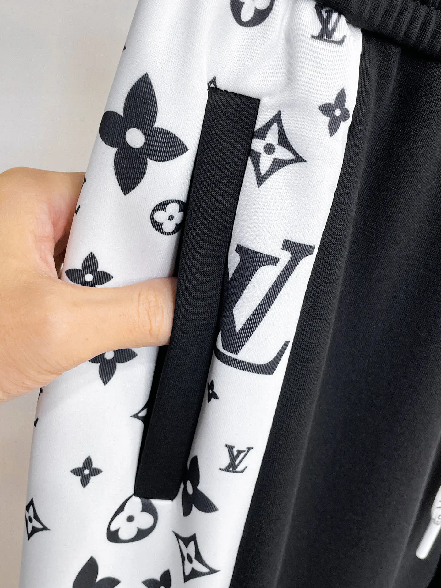 Monogram Side-Stripe Track Pants D29014919 — view 4