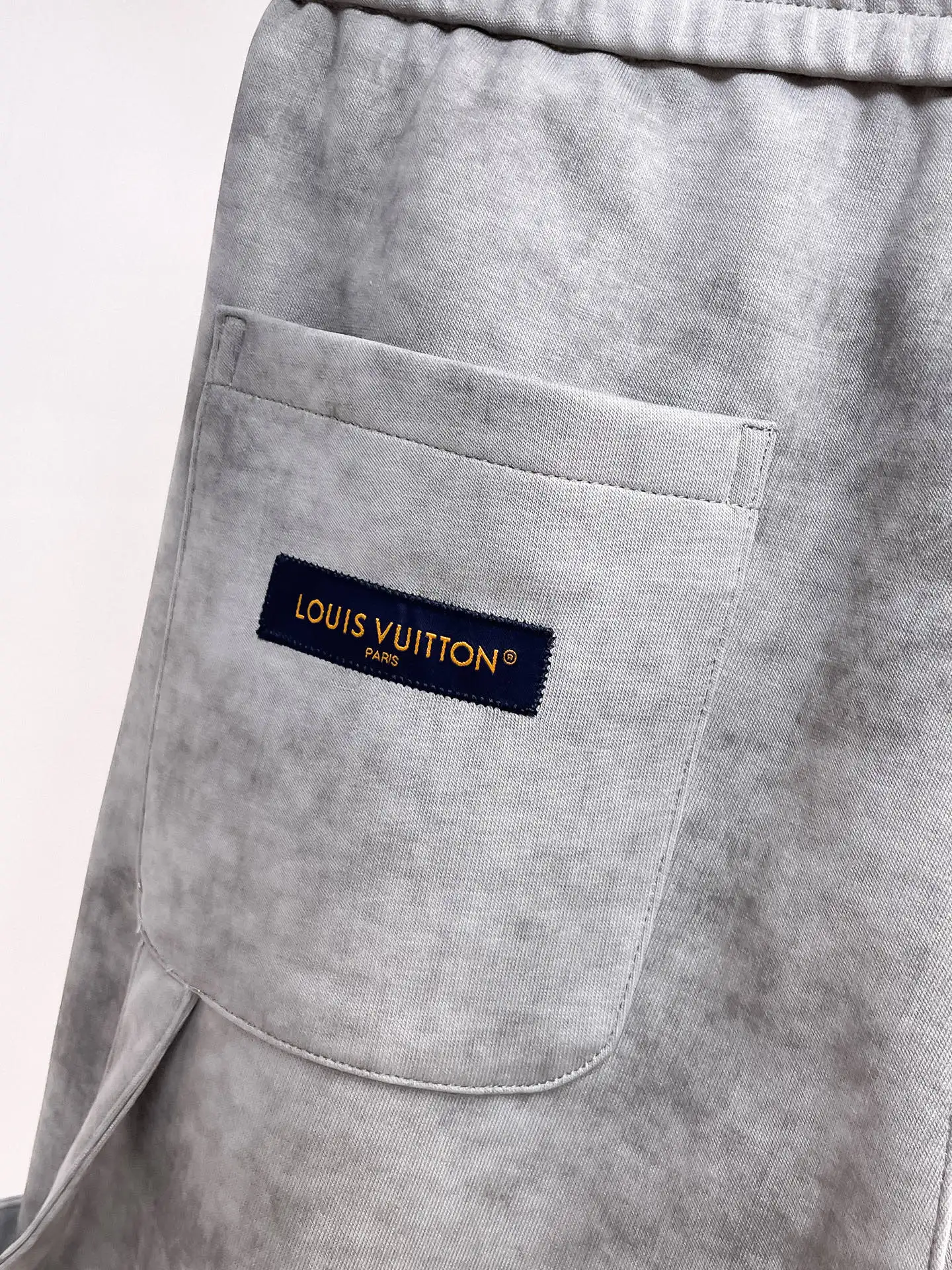 Logo-Appliqué Panelled Sweatpants D29015066 — view 9