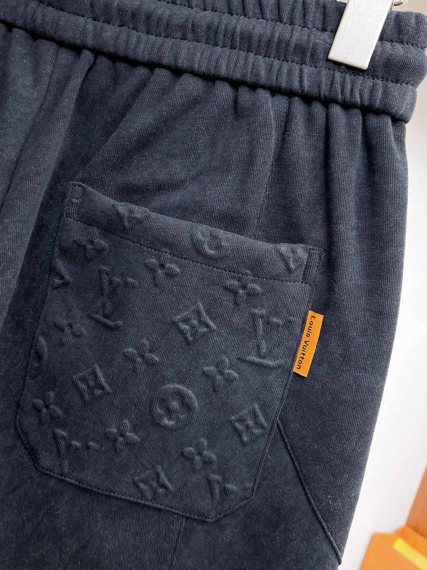 Logo-Embroidered Tapered Sweatpants D29015028 — view 8