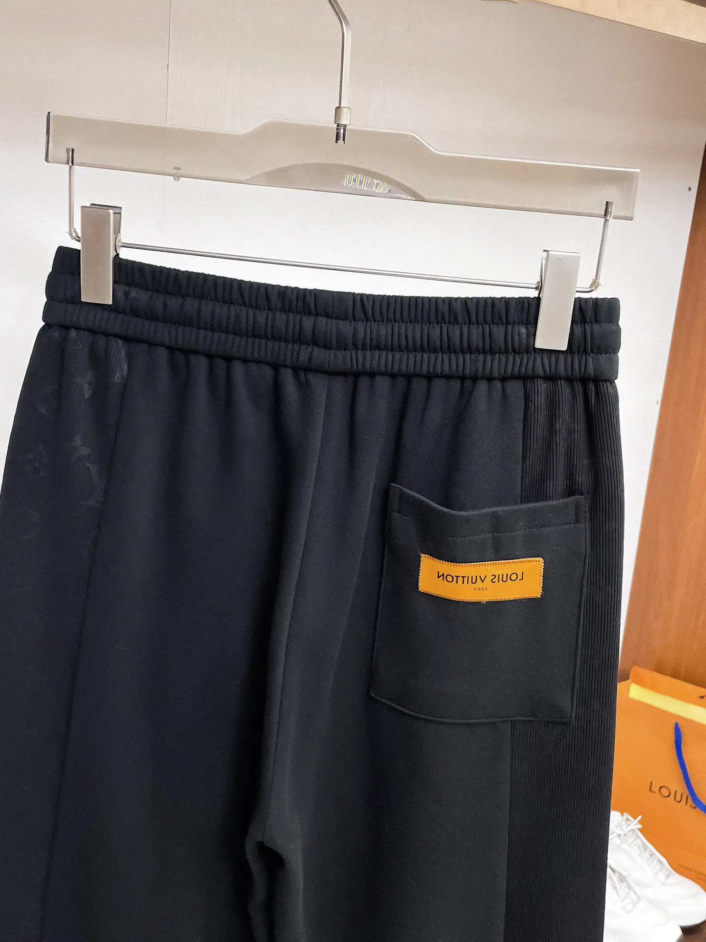 Monogram Trim Drawstring Sweatpants D29015000 — view 8