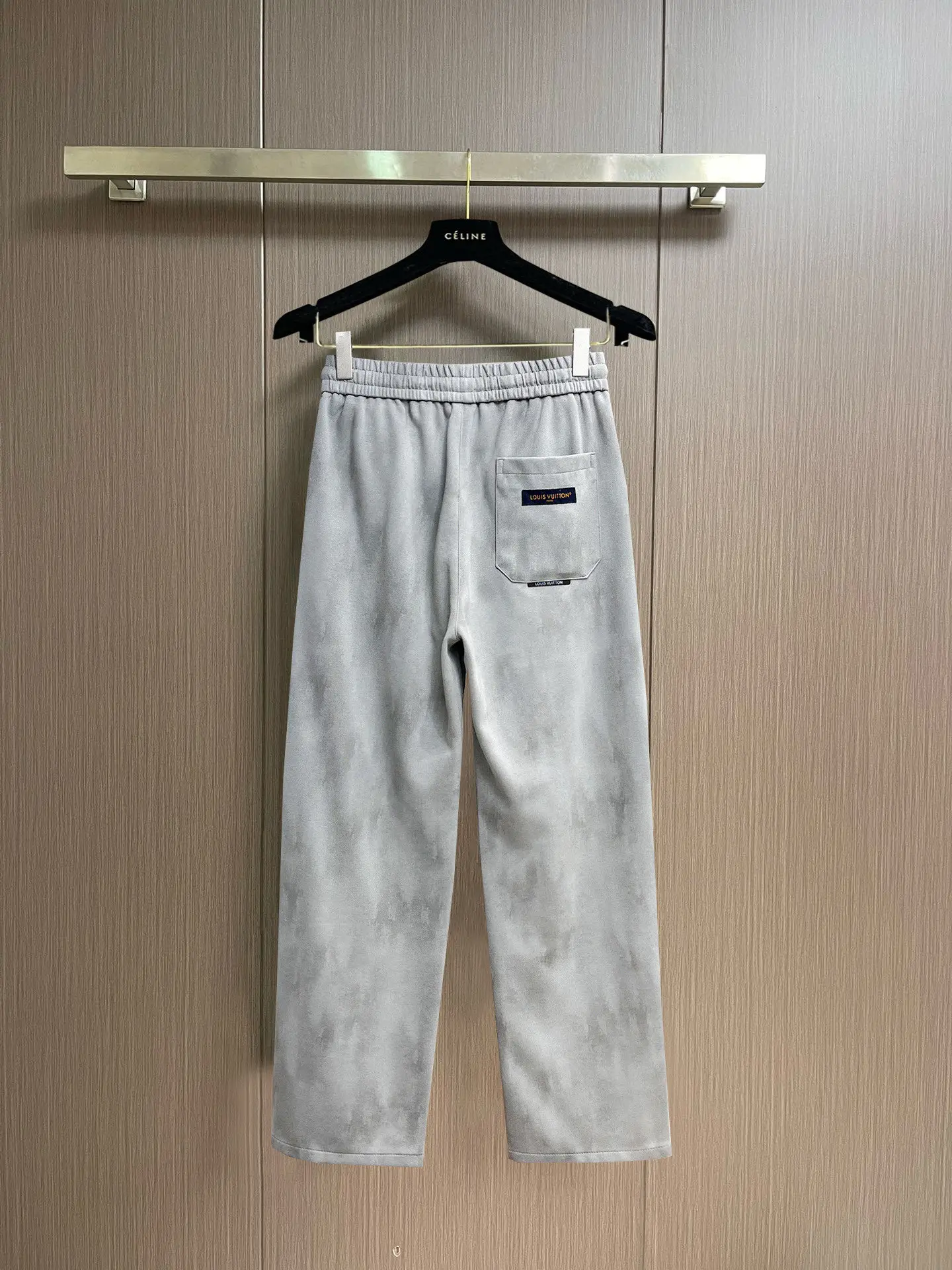 Logo-Appliqué Drawstring Sweatpants D29015002 — view 2