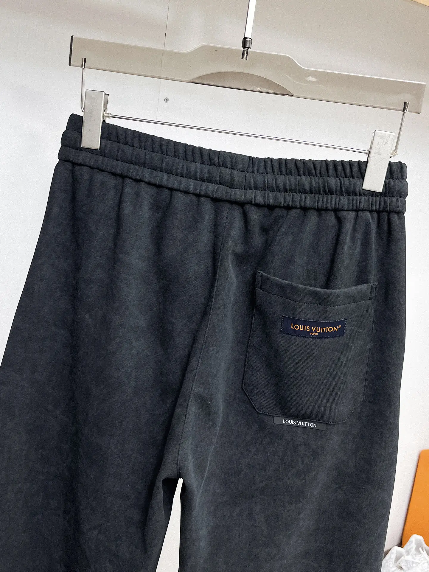 Logo-Appliqué Drawstring Sweatpants D29015001 — view 8