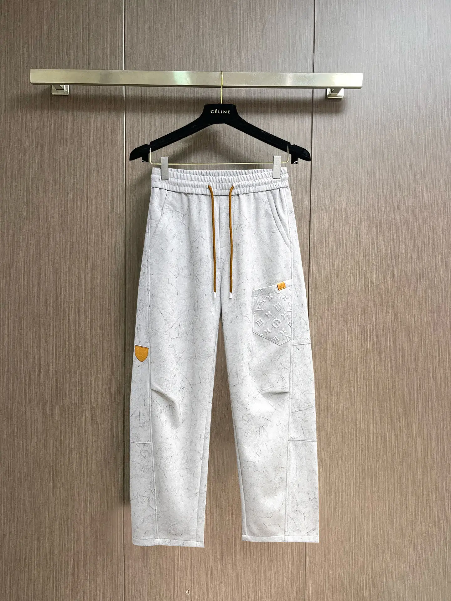 Monogram Embossed Drawstring Sweatpants D29015032