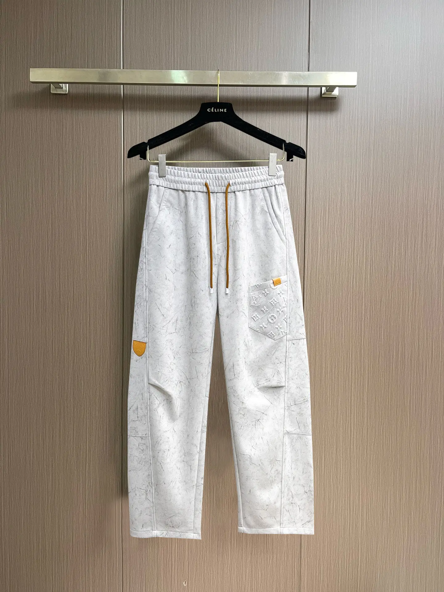 Monogram Embossed Drawstring Sweatpants D29015032