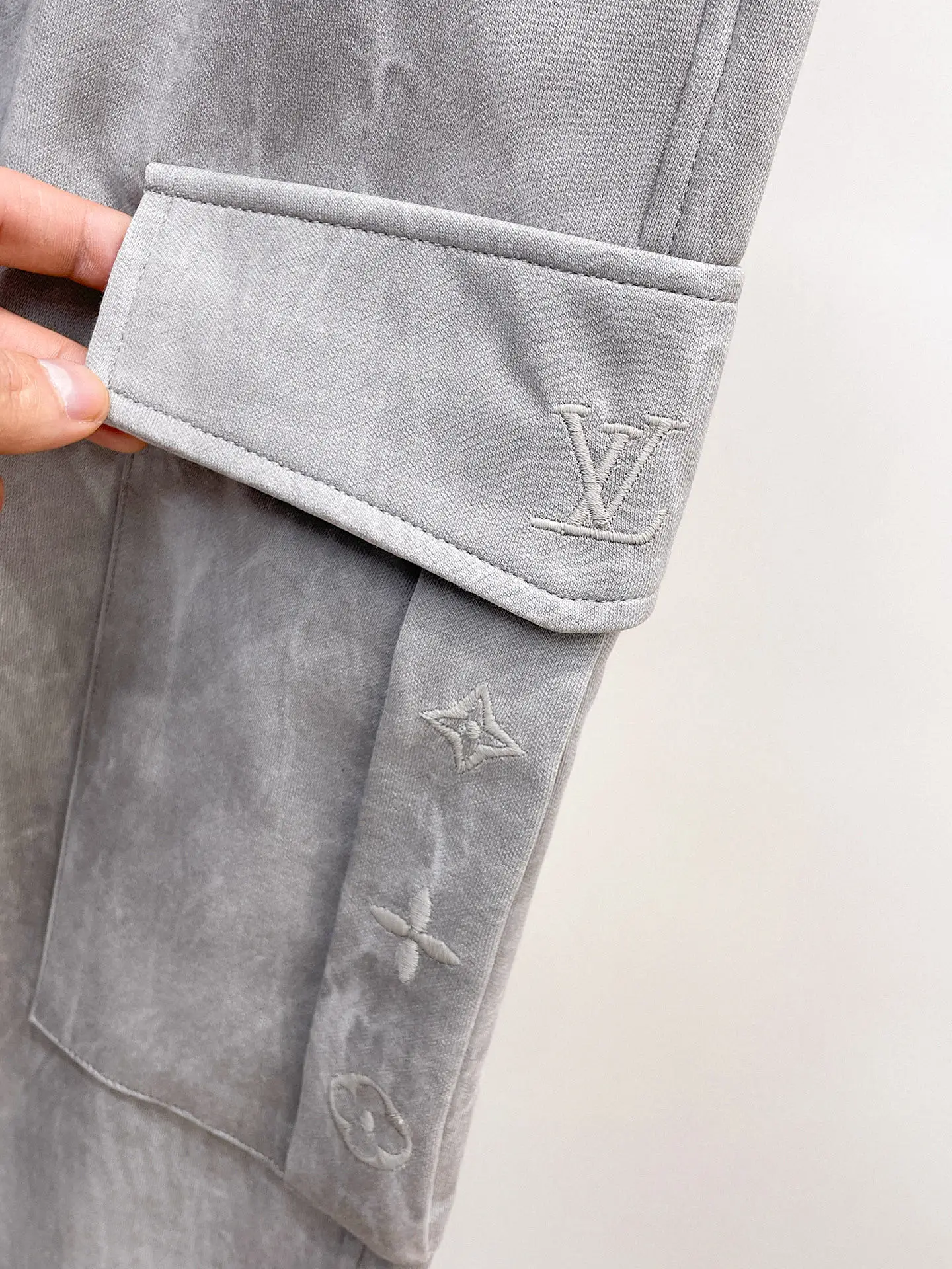 Monogram Embossed Cargo Trousers D29014987 — view 4