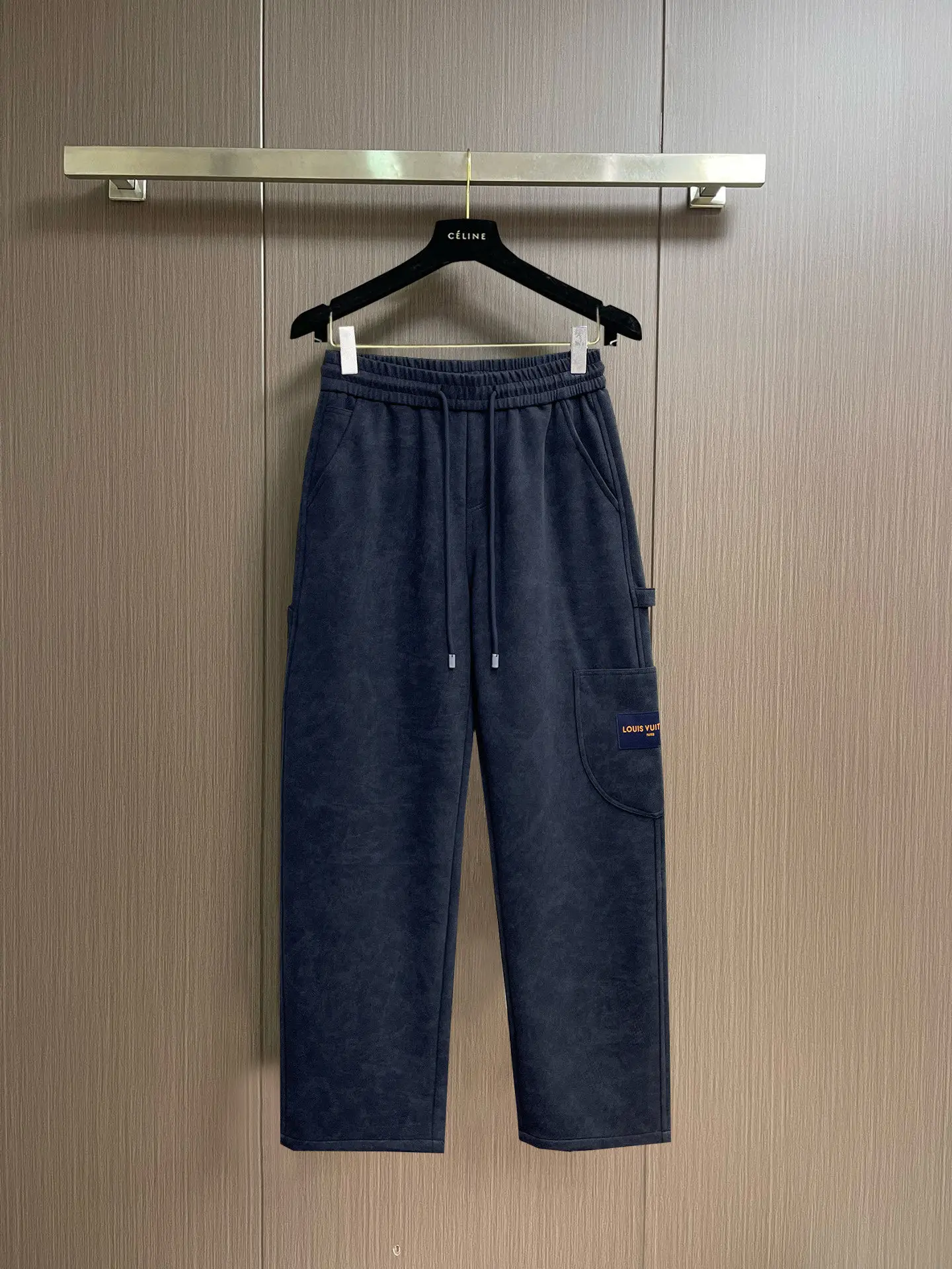Logo Patch Drawstring Sweatpants D29015037