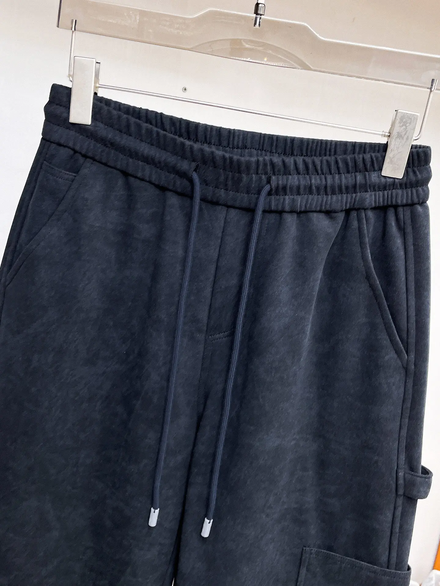 Logo Patch Drawstring Sweatpants D29015037 — view 3