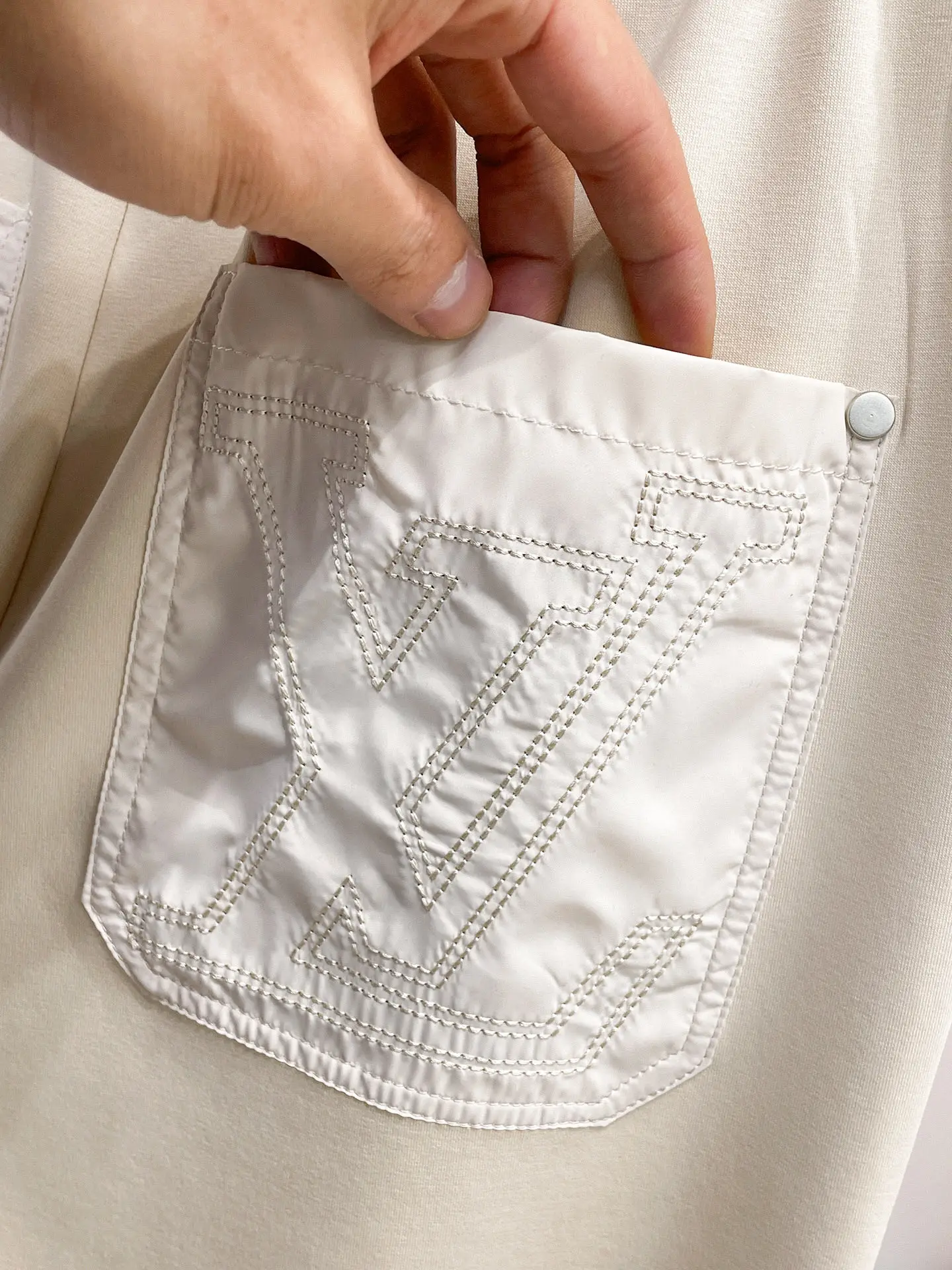 Logo-Embroidered Drawstring Sweatpants D29015023 — view 10