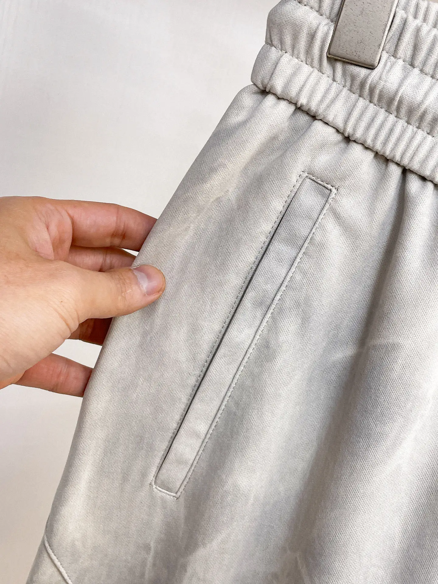 Logo-Embroidered Tapered Sweatpants D29015027 — view 5
