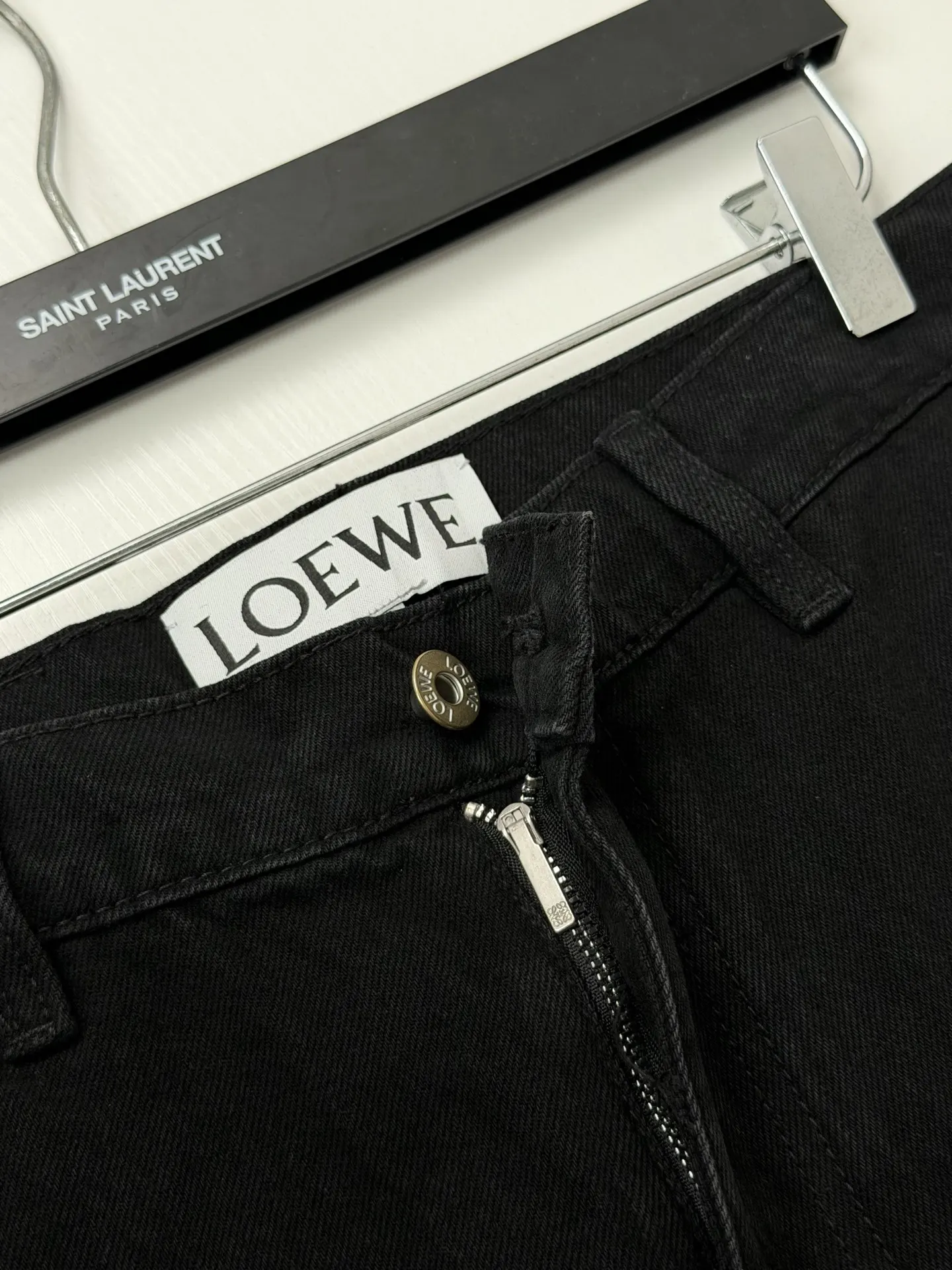 Leather-Trimmed Wide-Leg Carpenter Jeans D29018752 — view 7