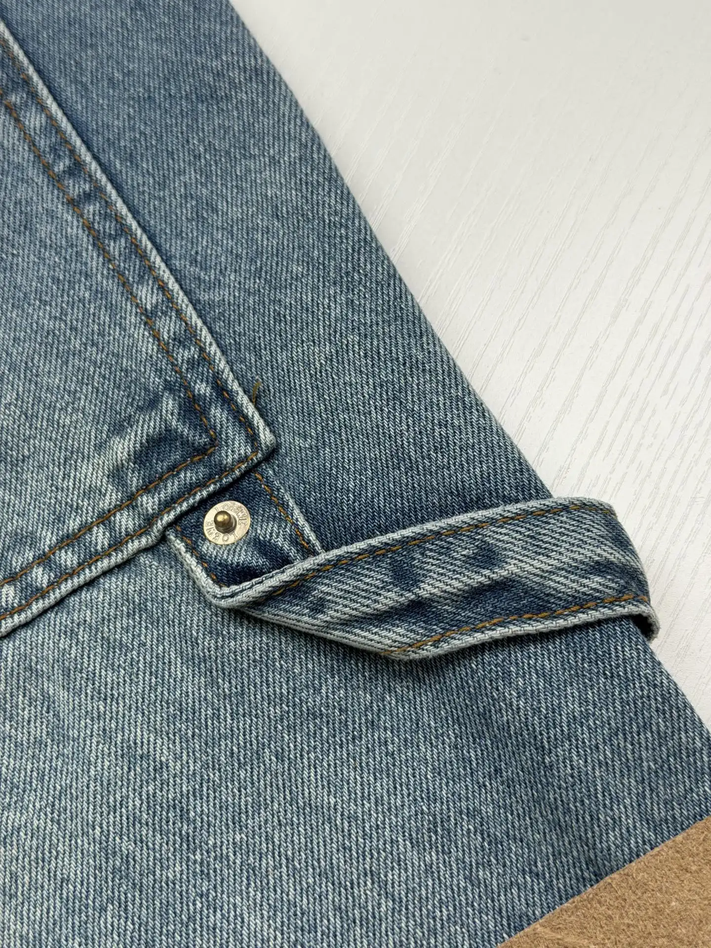 Leather-Trimmed Wide-Leg Carpenter Jeans D29018753 — view 6