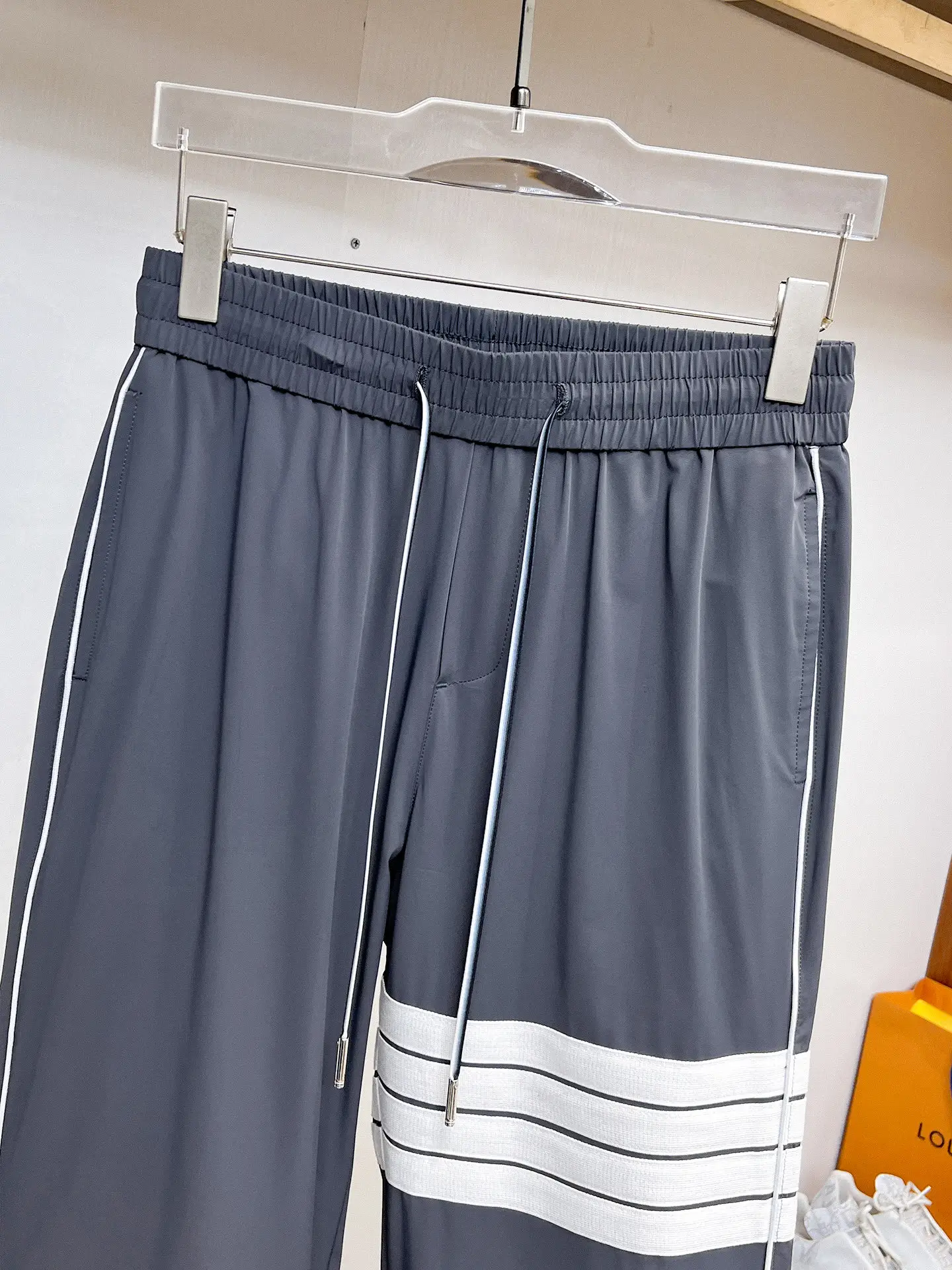 Four-Bar Stripe Drawstring Trousers D29014995 — view 3