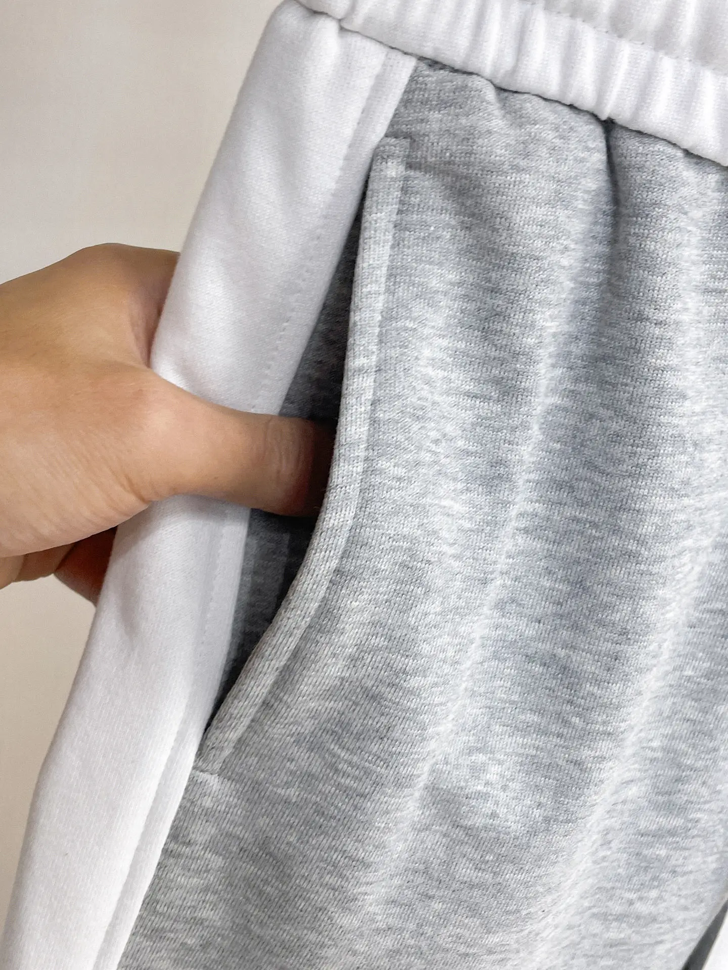 Striped Cotton-Blend Jersey Sweatpants D29015005 — view 5