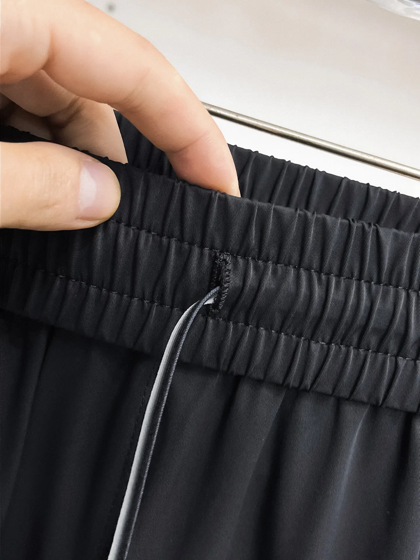 Striped Detail Drawstring Trousers D29014996 — view 7