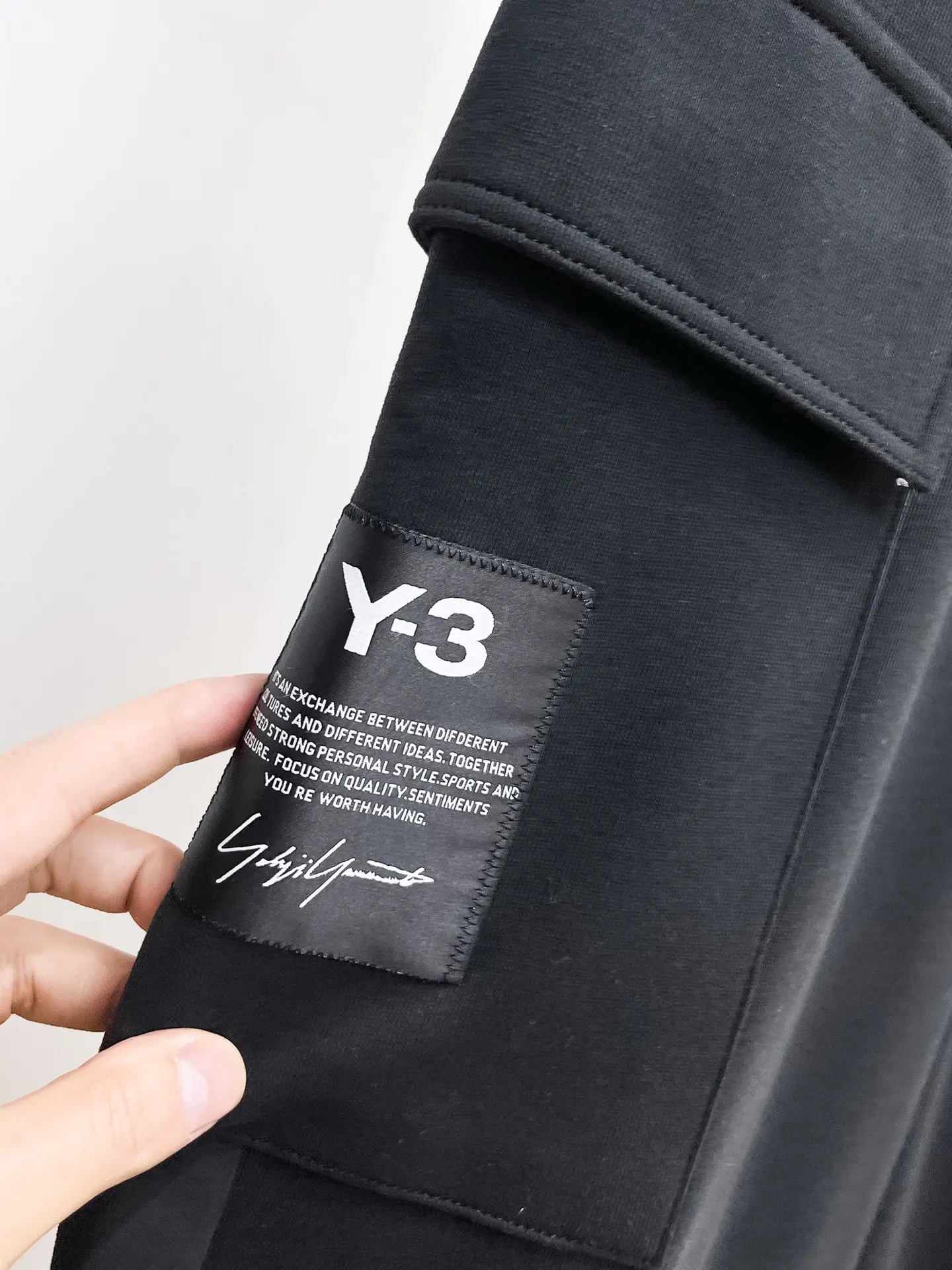 Y-3 Logo Cargo Sweatpants D29014910 — view 5