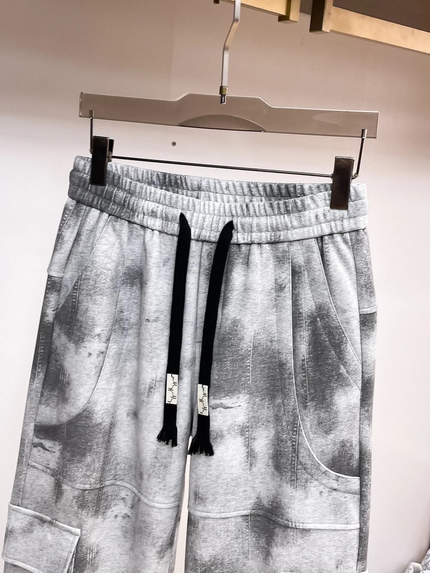 Y-3 Acid-Wash Cargo Sweatpants D29015059 — view 3