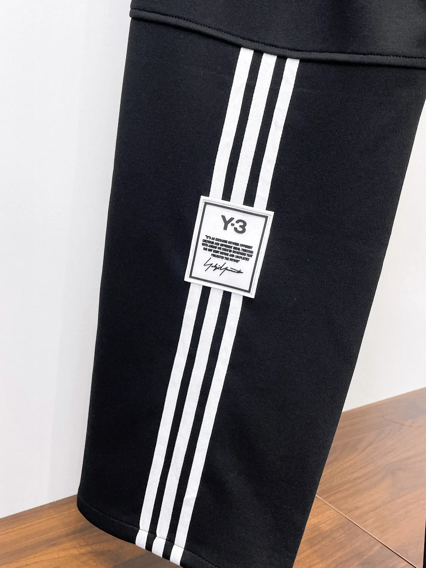 Y-3 Logo-Print Drawstring Sweatpants D29014928 — view 9