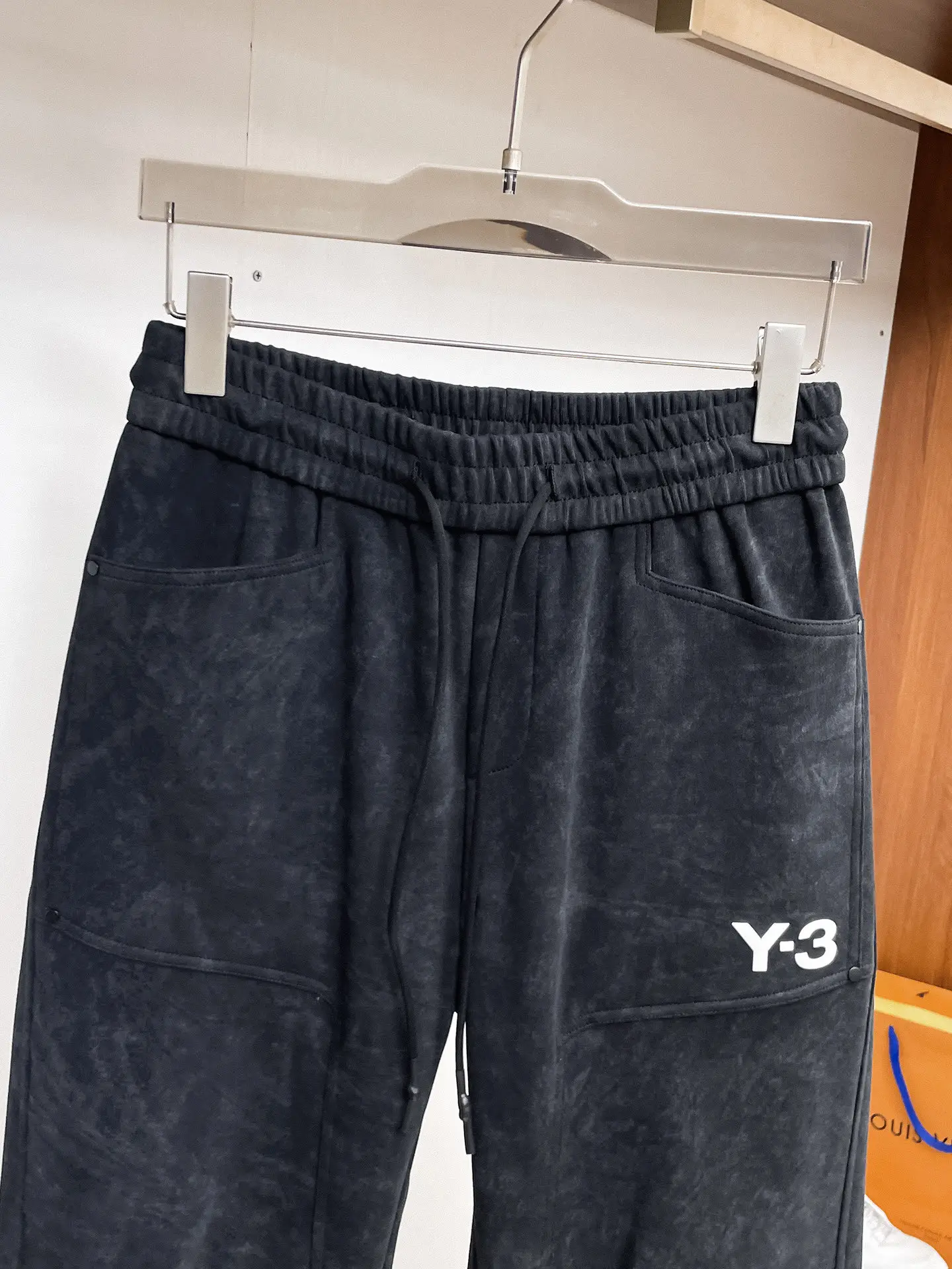 Y-3 Logo-Print Drawstring Trousers D29014994 — view 3