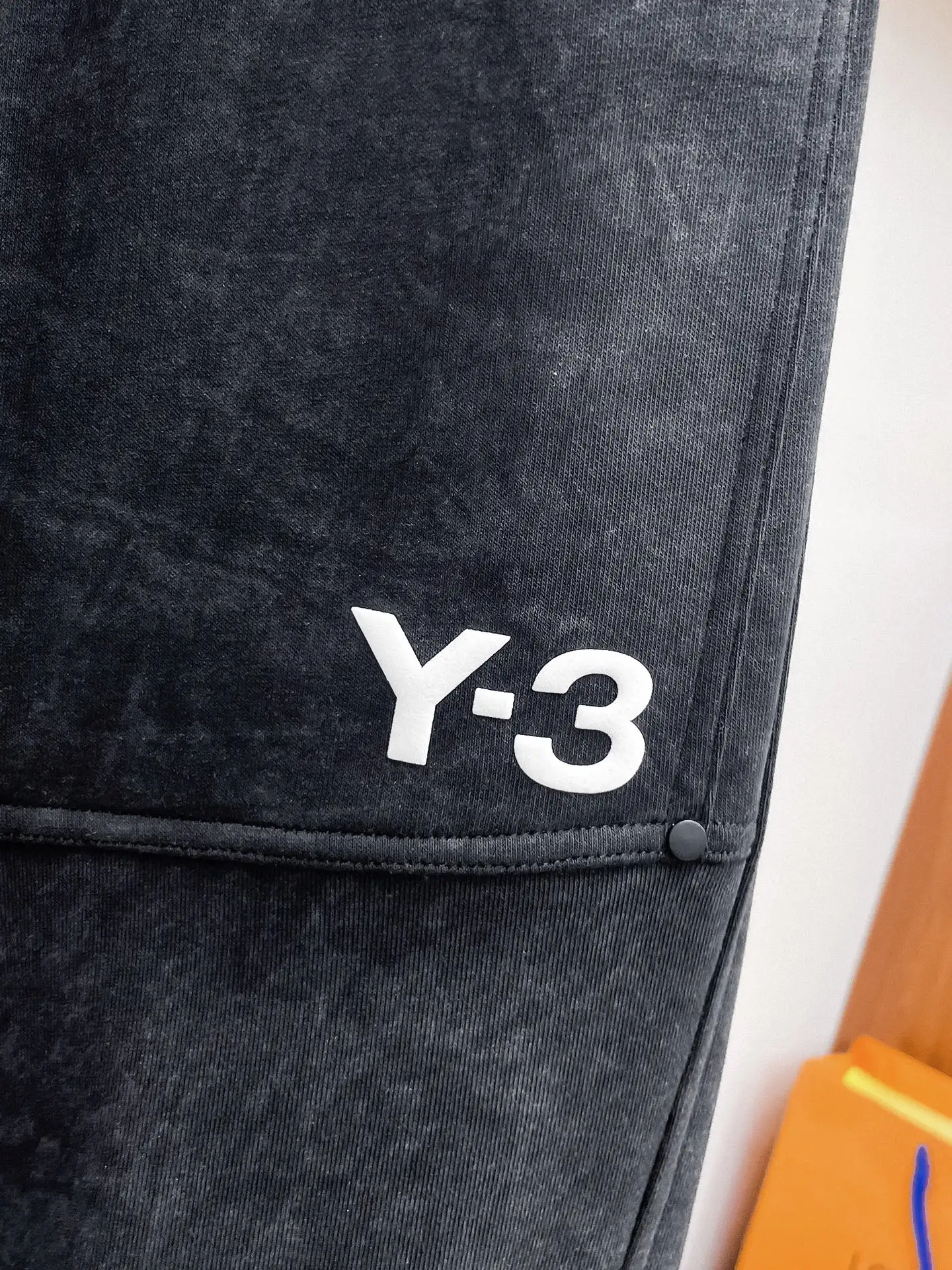 Y-3 Logo-Print Drawstring Trousers D29014994 — view 4
