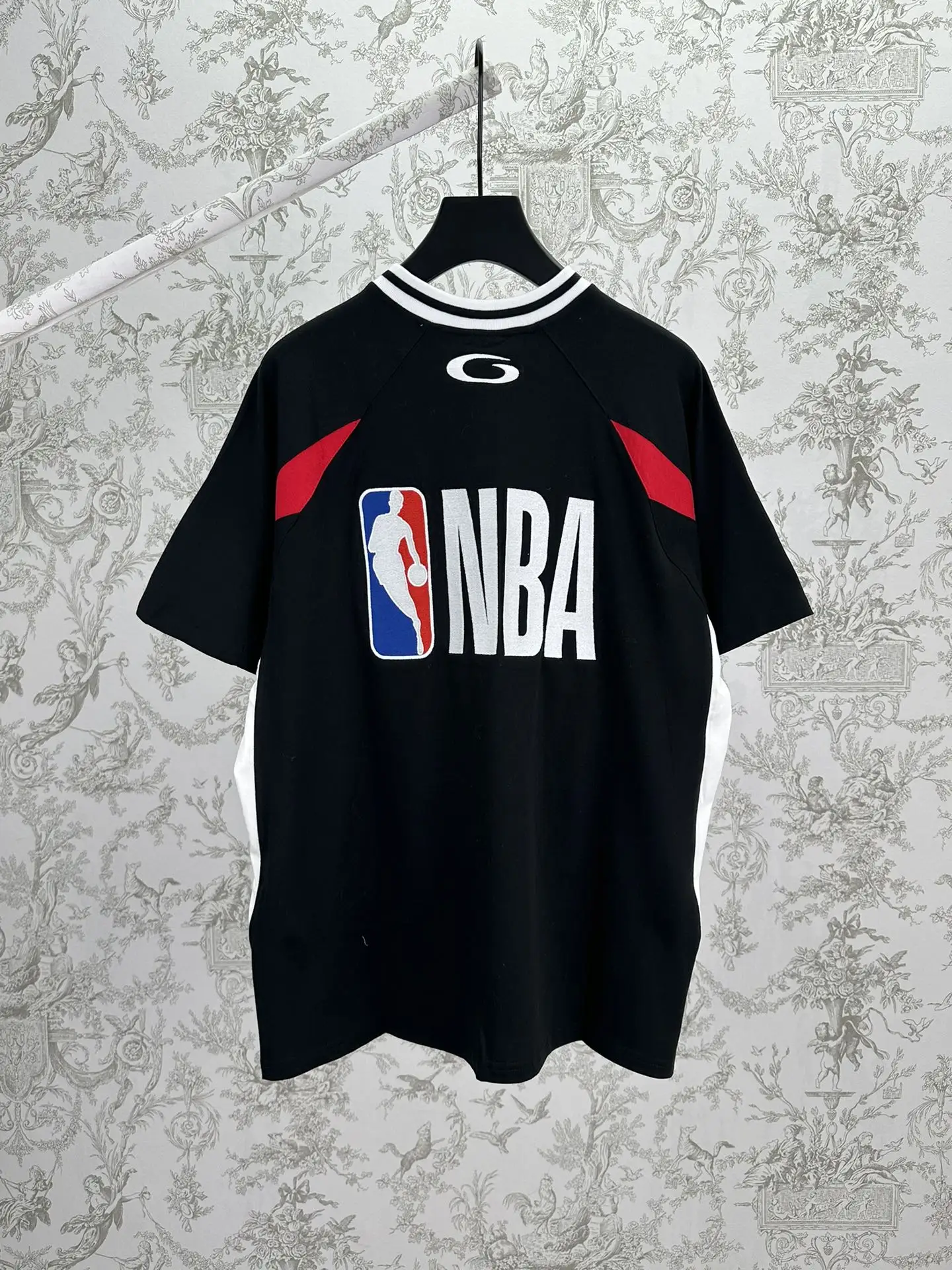 Balenciaga x NBA Embroidered Oversized T-Shirt D29514384 — view 2