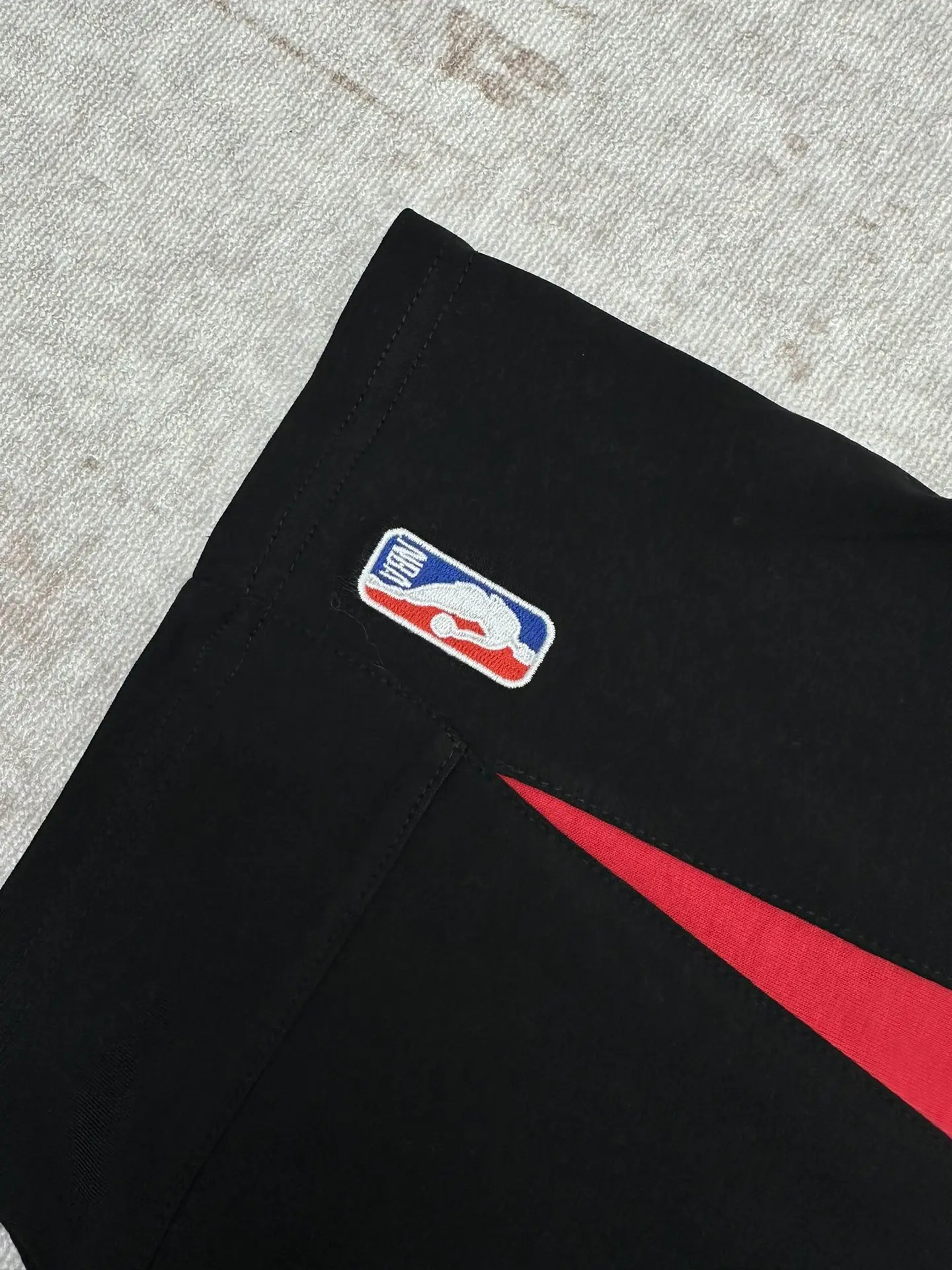 Balenciaga x NBA Embroidered Oversized T-Shirt D29514384 — view 7
