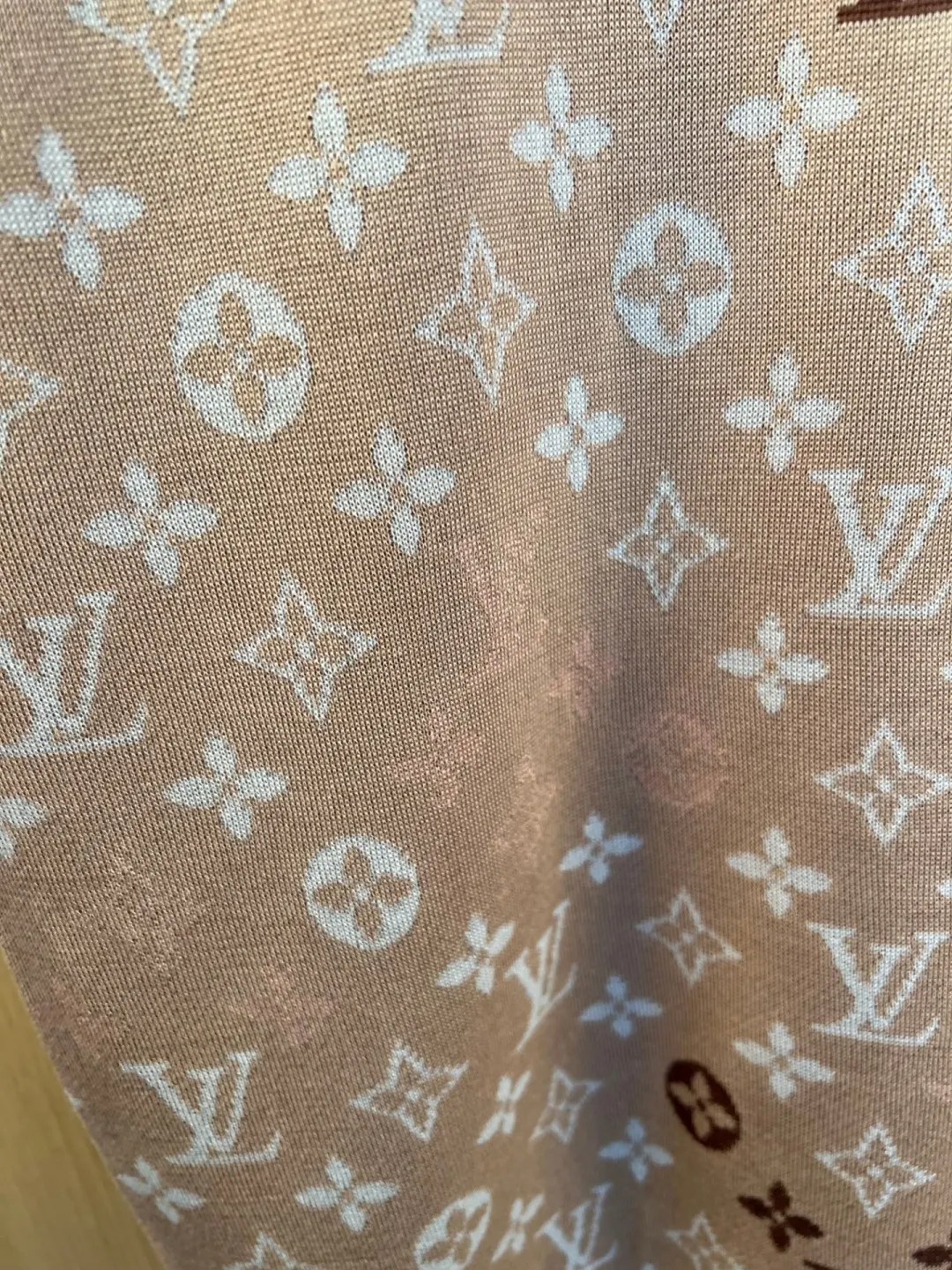 Monogram Jacquard Knit Short-Sleeve Sweater D29520556 — view 4